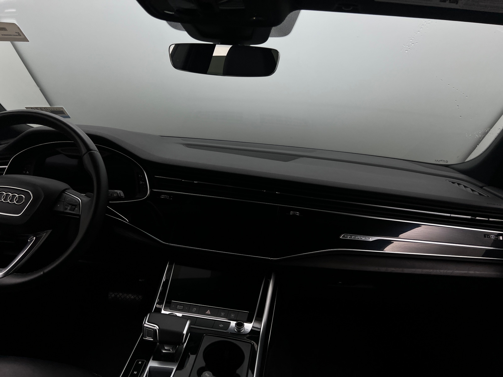 Thumbnail: 2021 Audi Q8 - 2