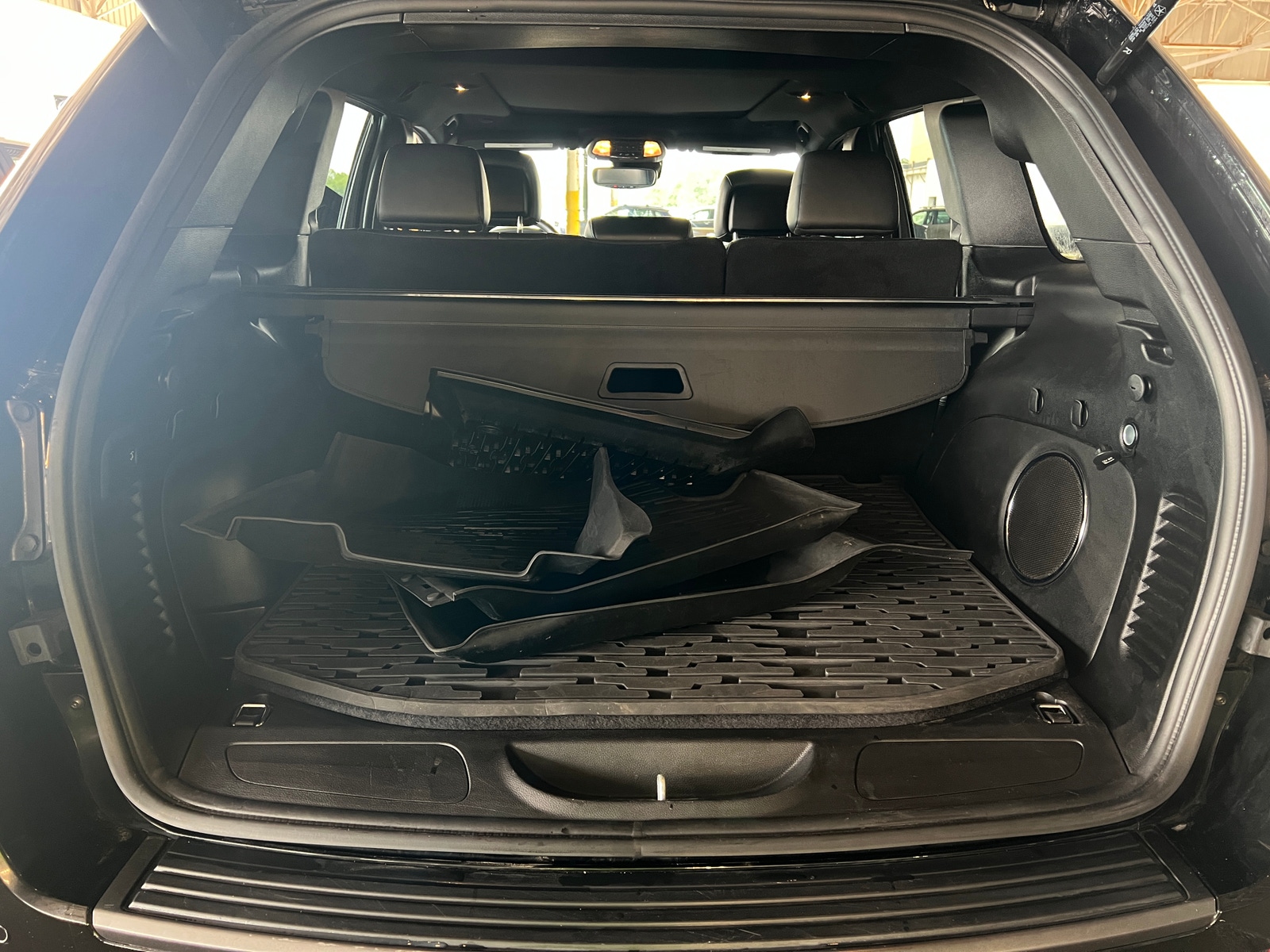 Thumbnail: 2021 Jeep Grand Cherokee - 6