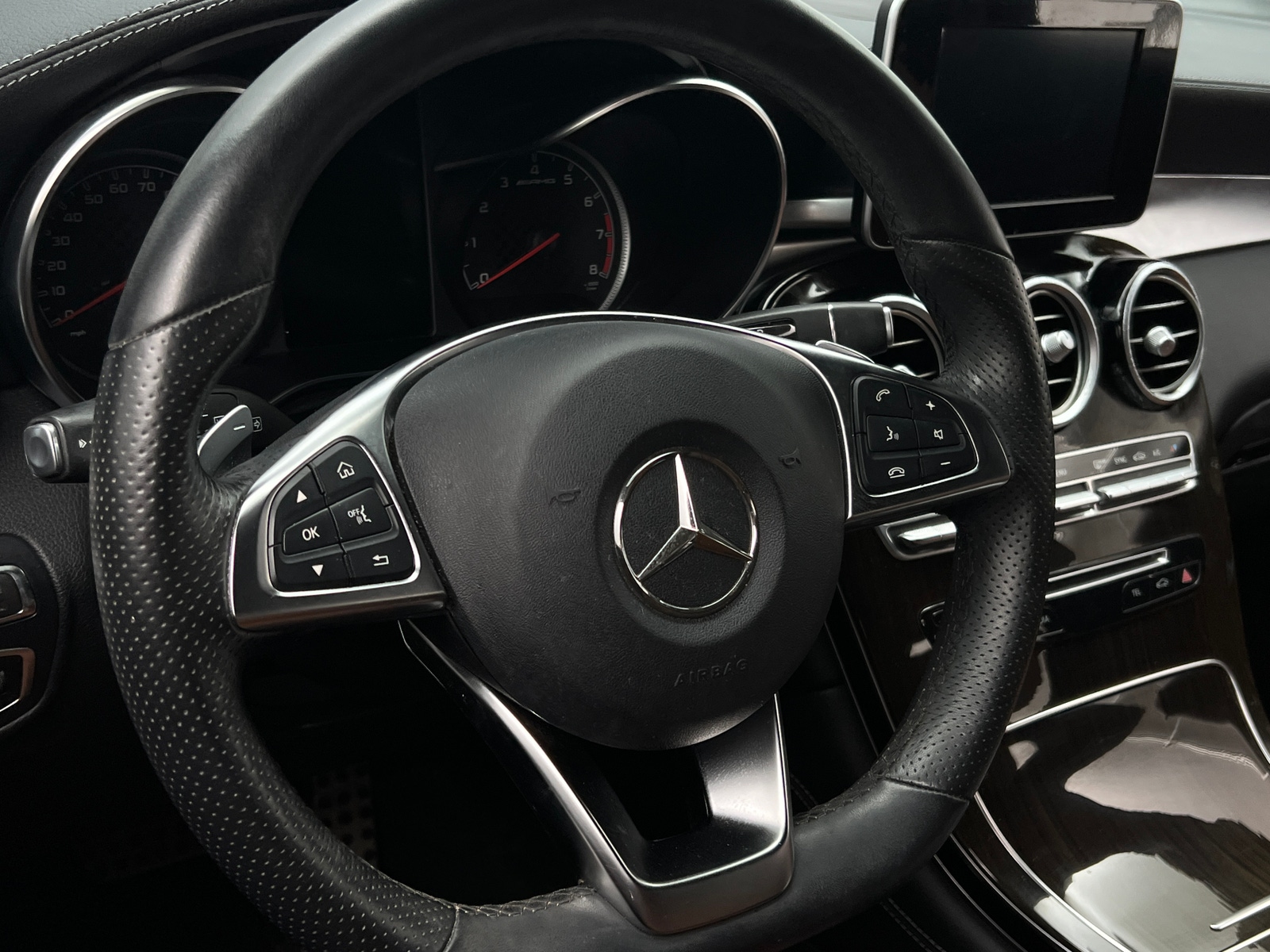 Thumbnail: 2019 Mercedes-Benz GLC - 4