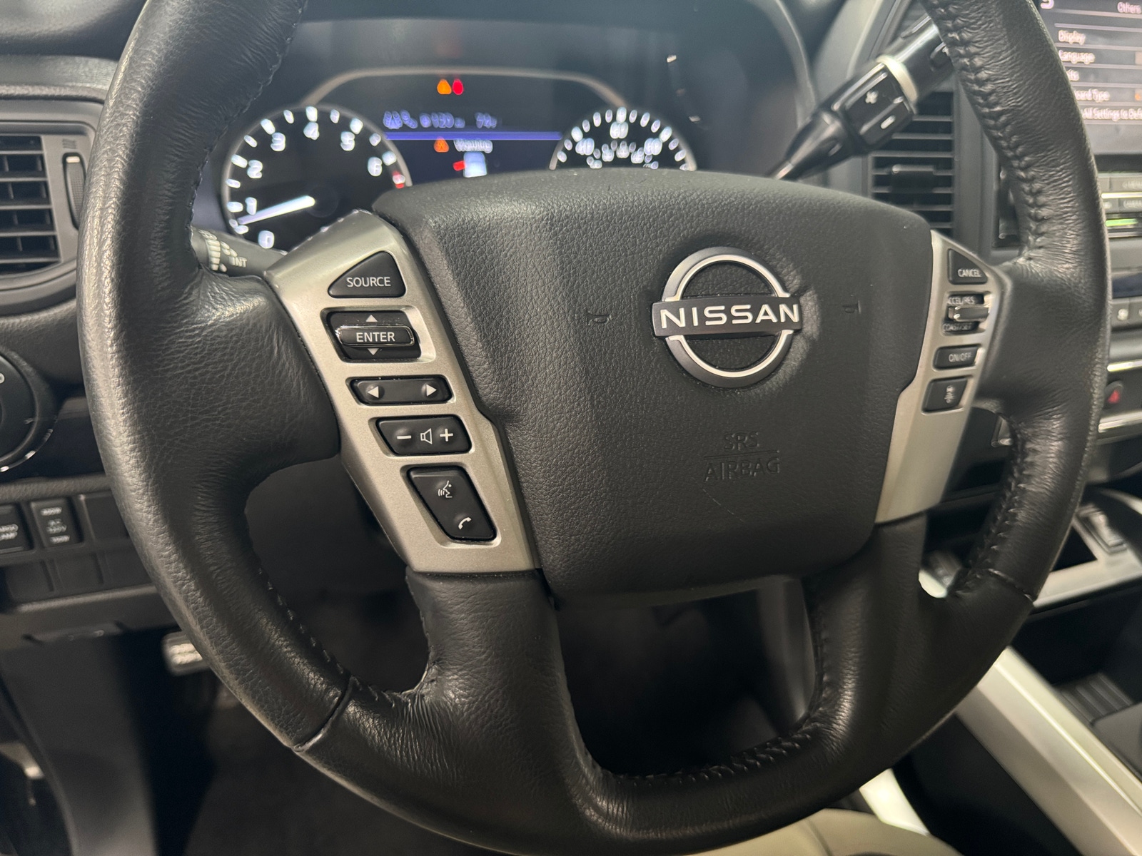 Thumbnail: 2023 Nissan Titan - 5