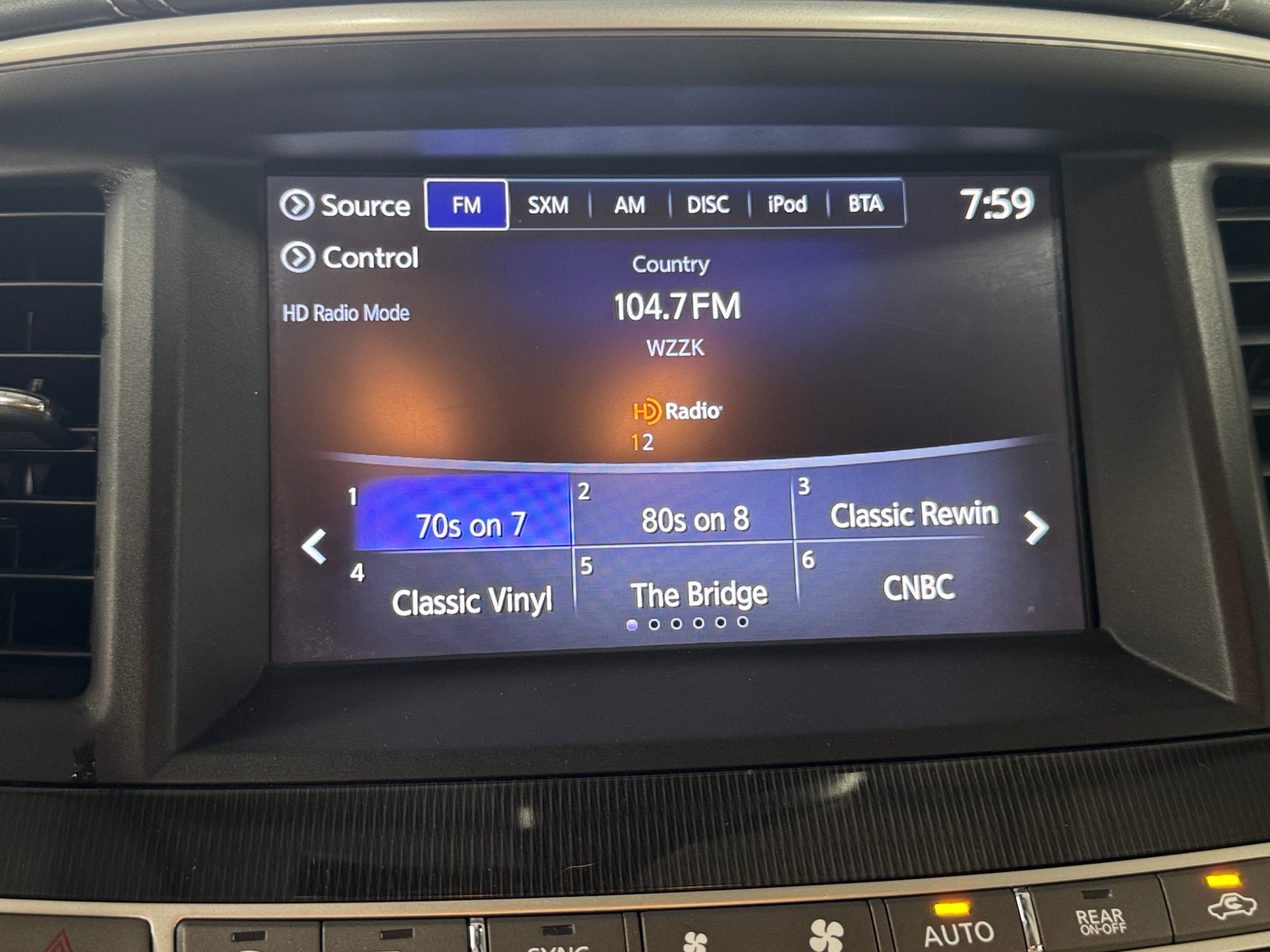 Thumbnail: 2019 INFINITI QX60 - 3