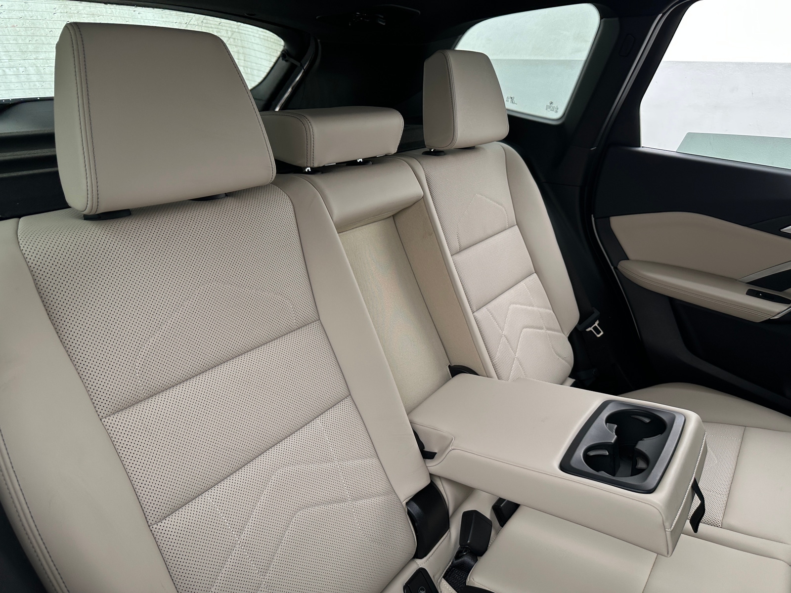 Thumbnail: 2023 BMW X1 - 5