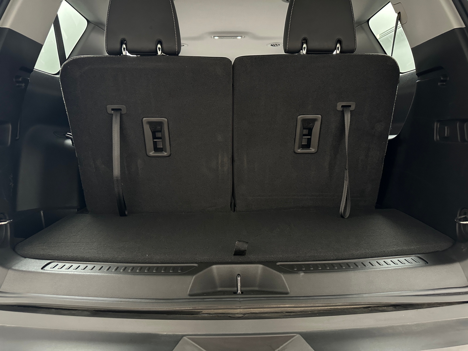 Thumbnail: 2023 GMC Acadia - 6