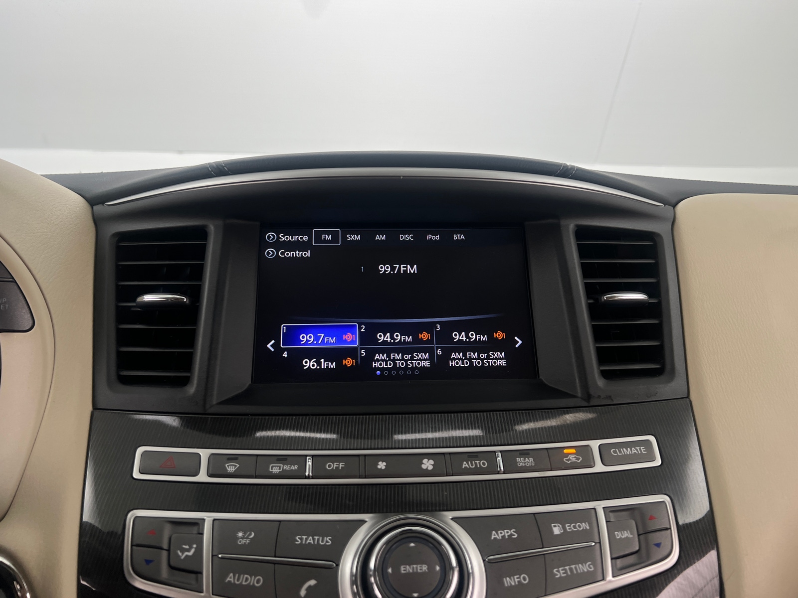 Thumbnail: 2018 INFINITI QX60 - 3
