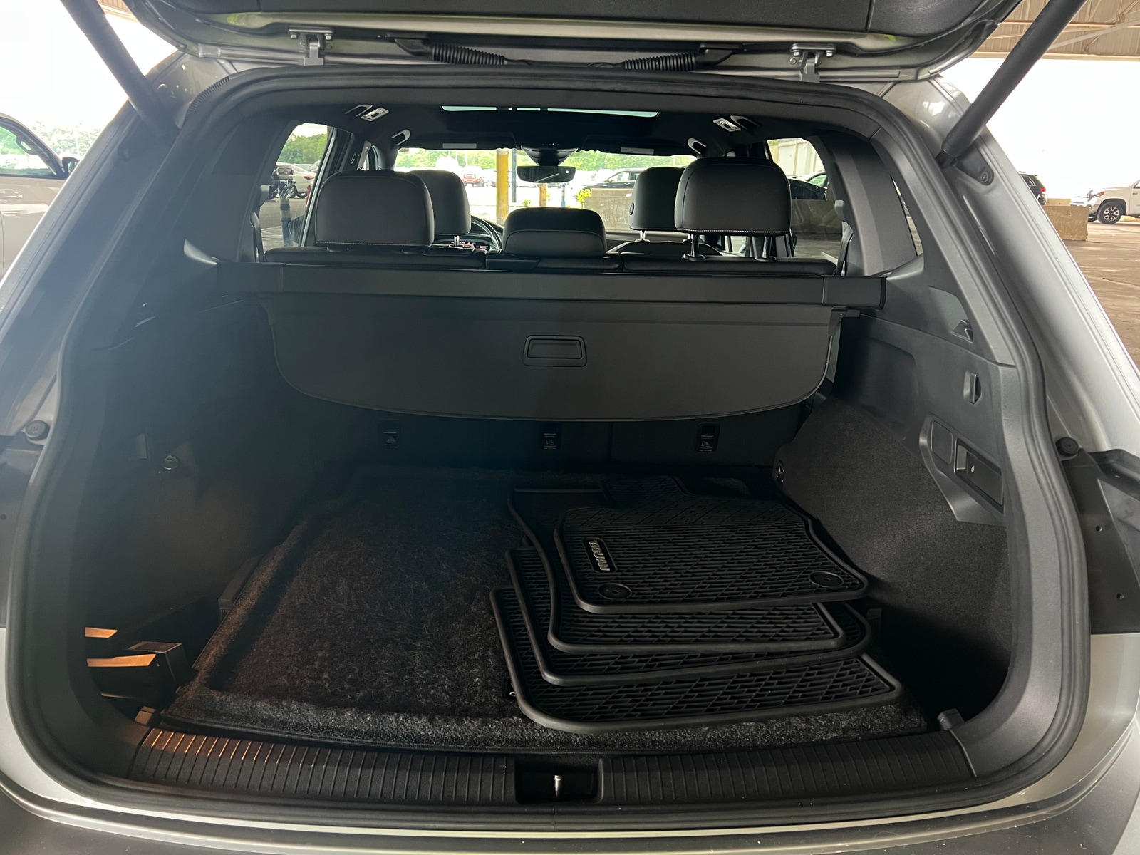 Thumbnail: 2021 Volkswagen Tiguan - 7