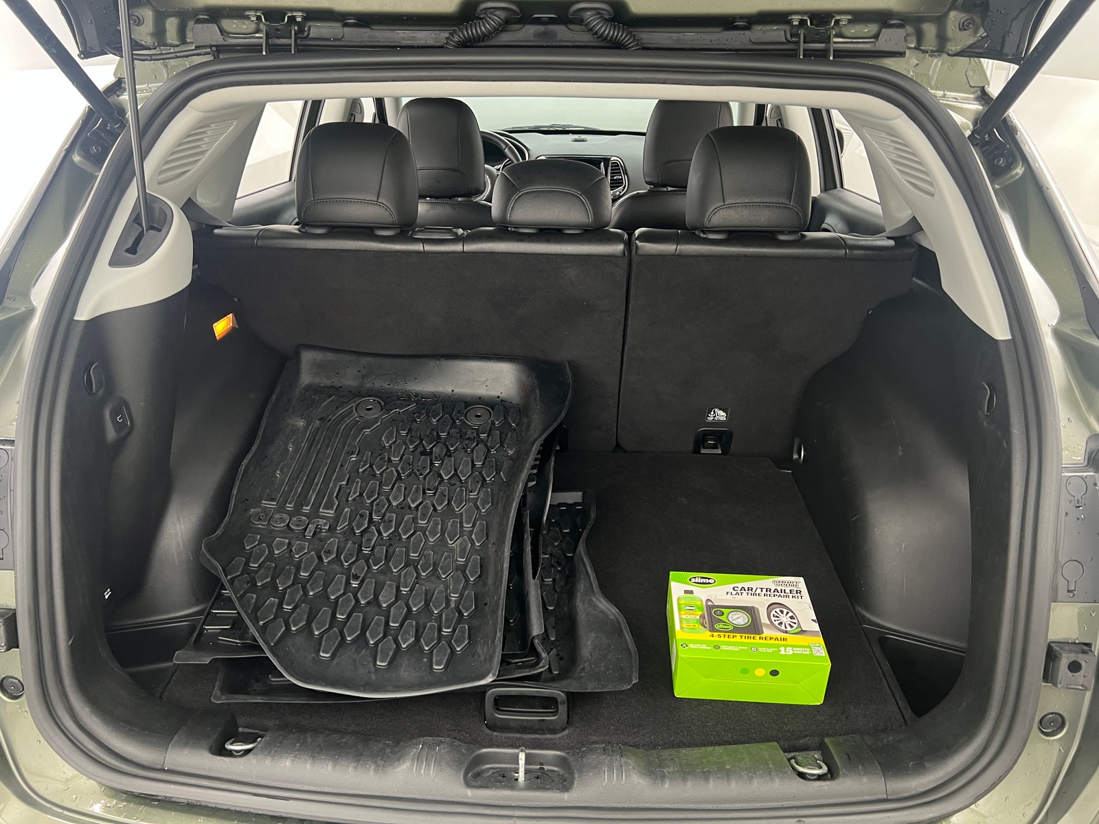 Thumbnail: 2018 Jeep Compass - 6