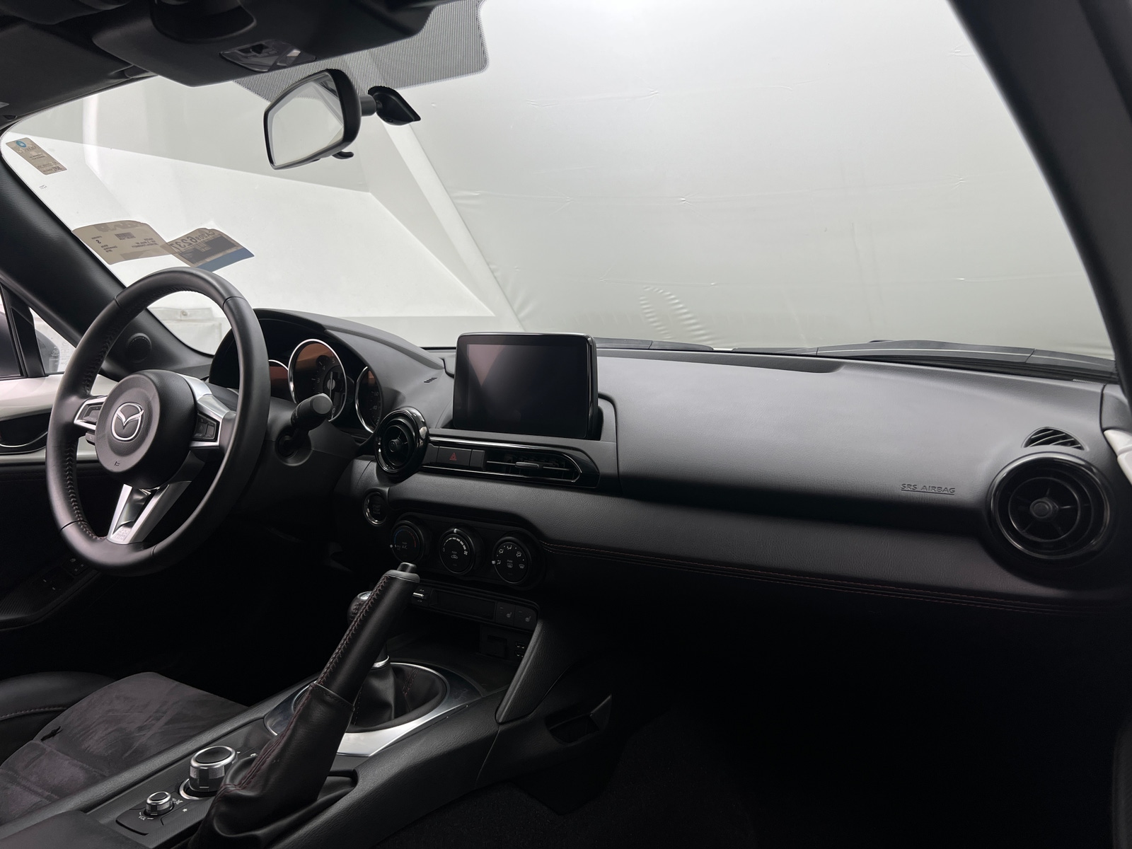 Thumbnail: 2019 Mazda MX-5 Miata - 3
