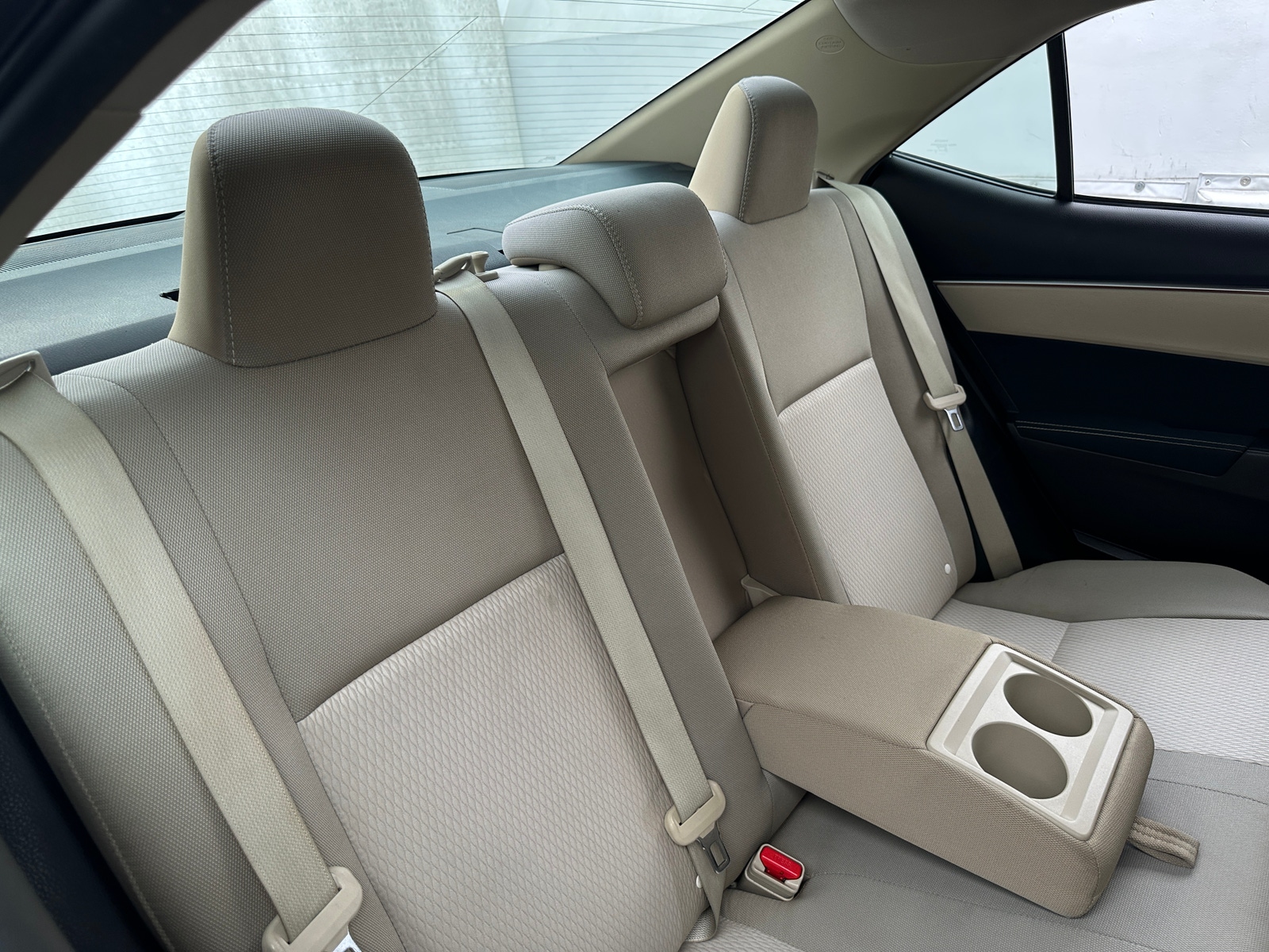 Thumbnail: 2015 Toyota Corolla - 6