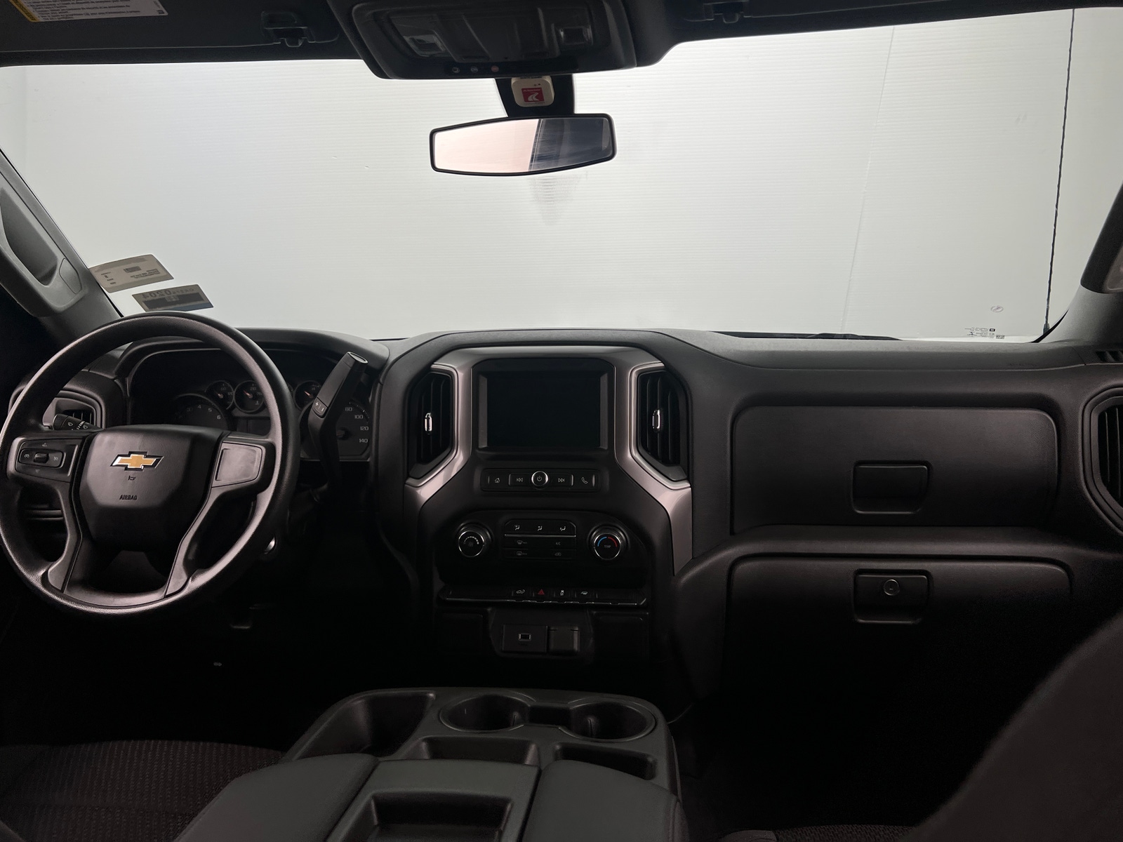 Thumbnail: 2020 Chevrolet Silverado 1500 - 3