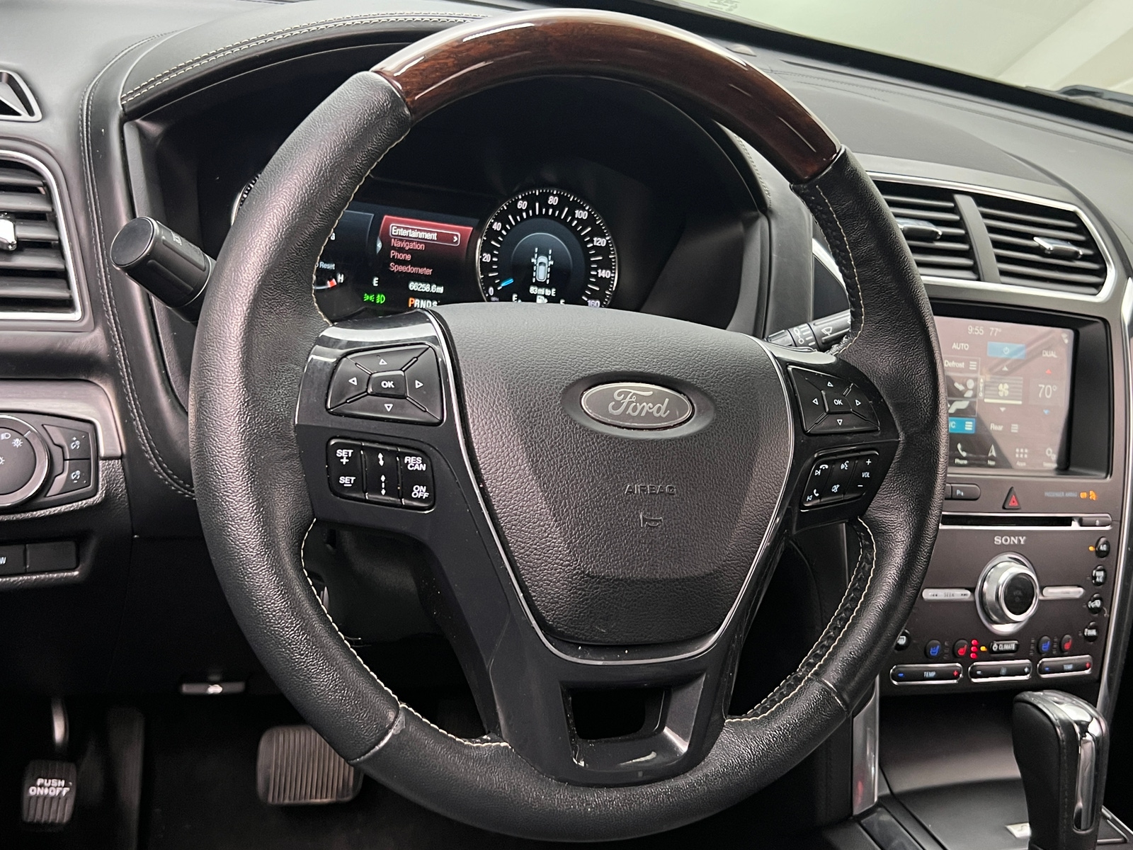 Thumbnail: 2018 Ford Explorer - 4