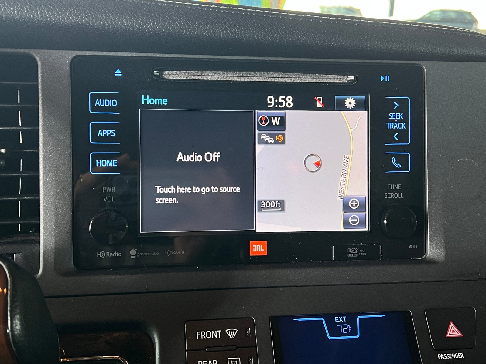 Thumbnail: 2017 Toyota Sienna - 3