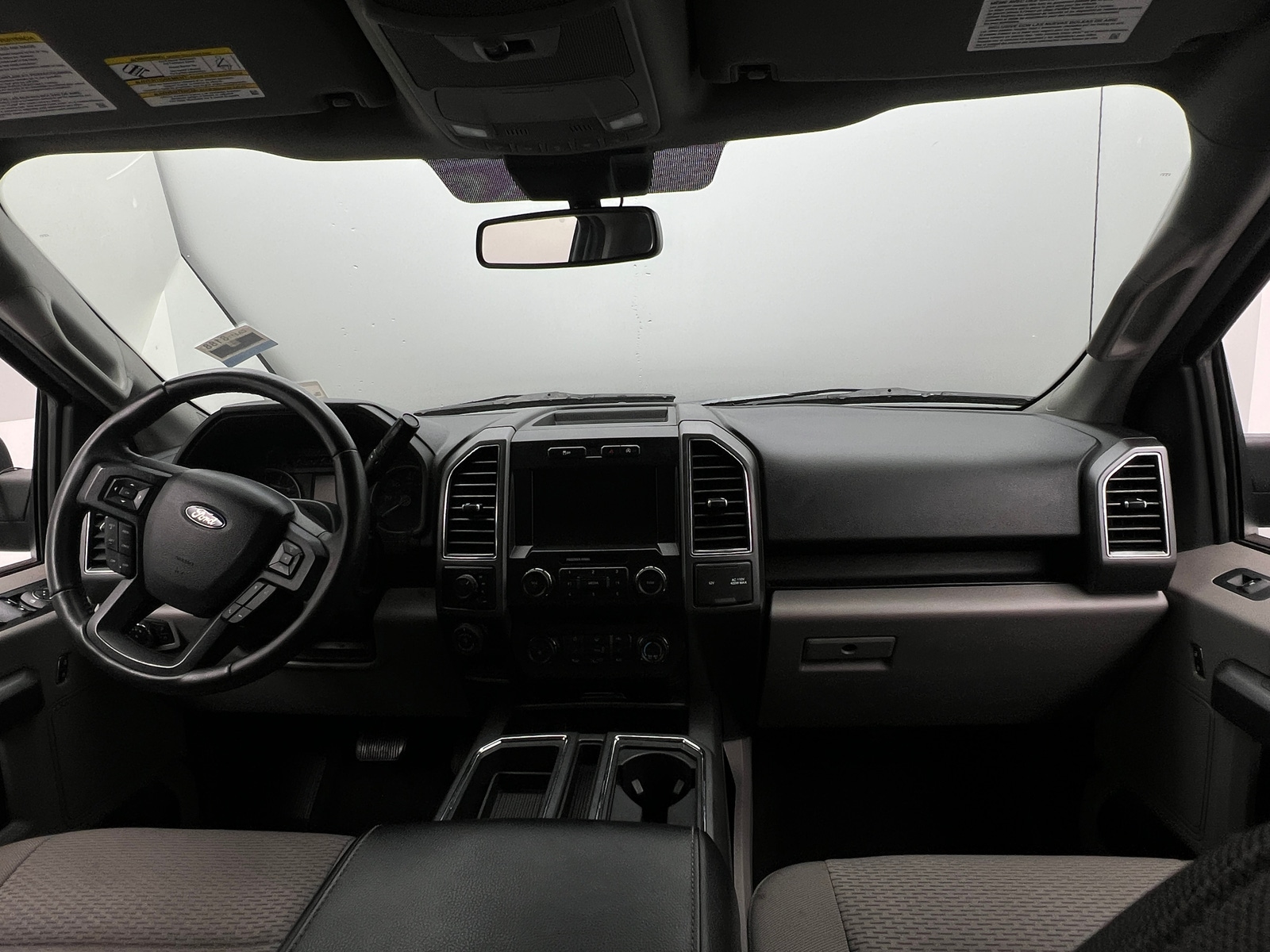 Thumbnail: 2019 Ford Econoline - 3