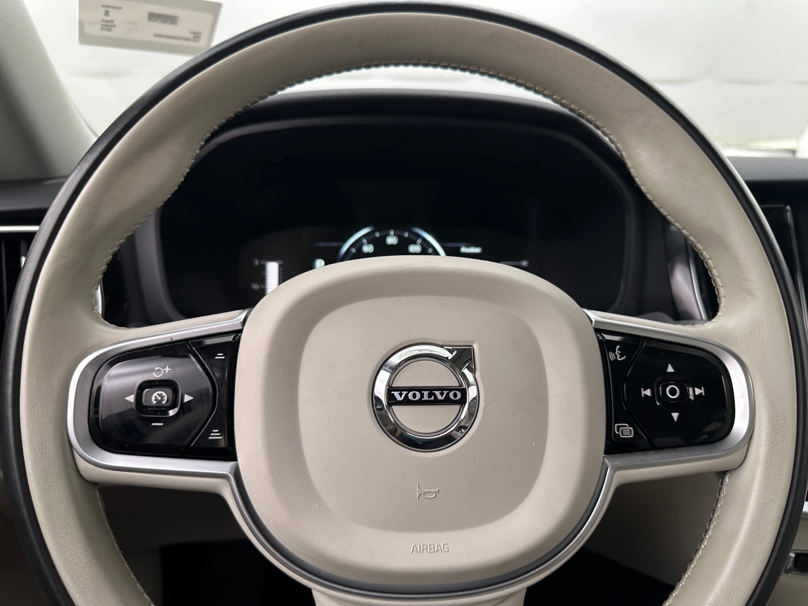 Thumbnail: 2019 Volvo S60 - 4