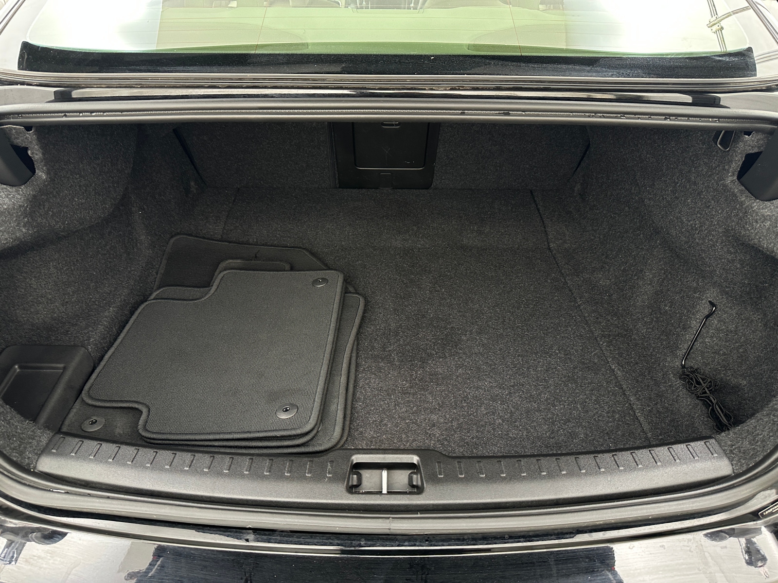 Thumbnail: 2019 Volvo S60 - 6