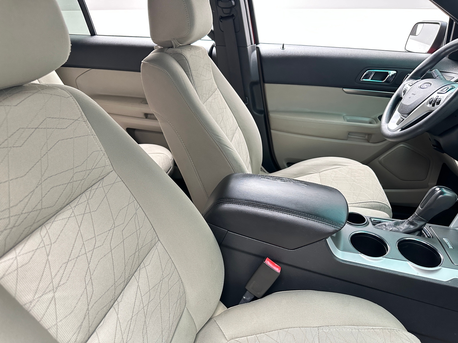 Thumbnail: 2013 Ford Explorer - 2