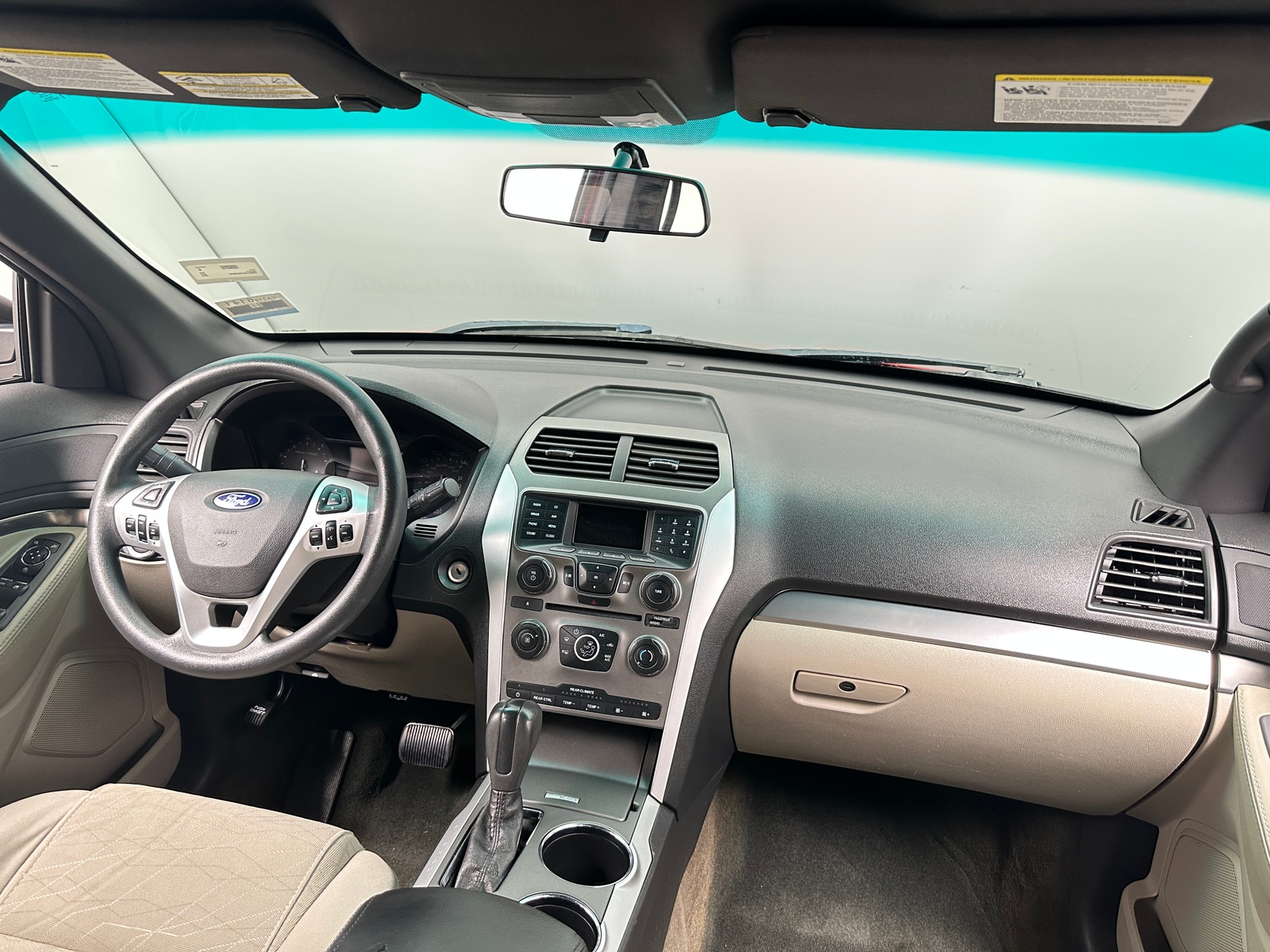 Thumbnail: 2013 Ford Explorer - 3