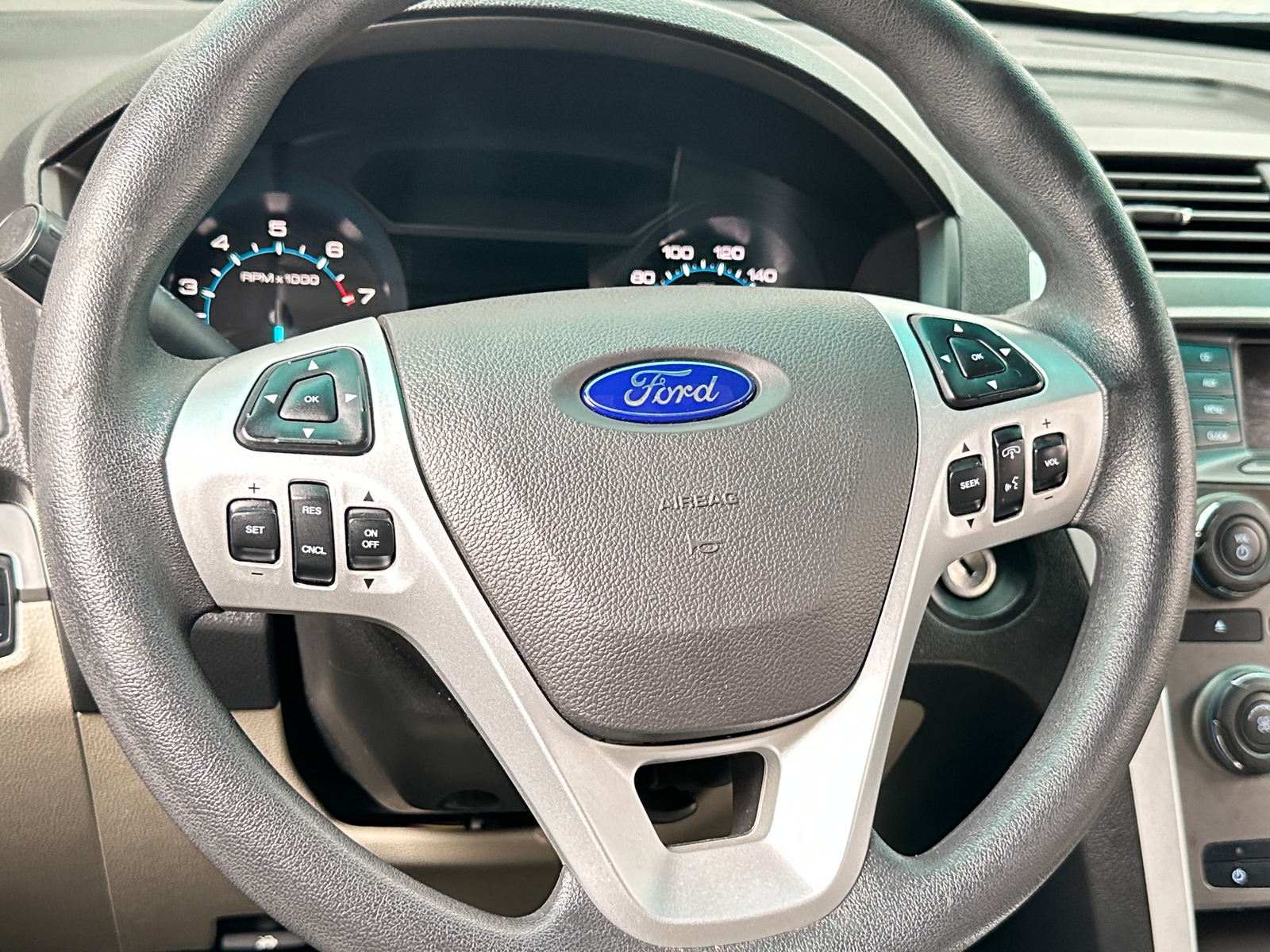 Thumbnail: 2013 Ford Explorer - 5
