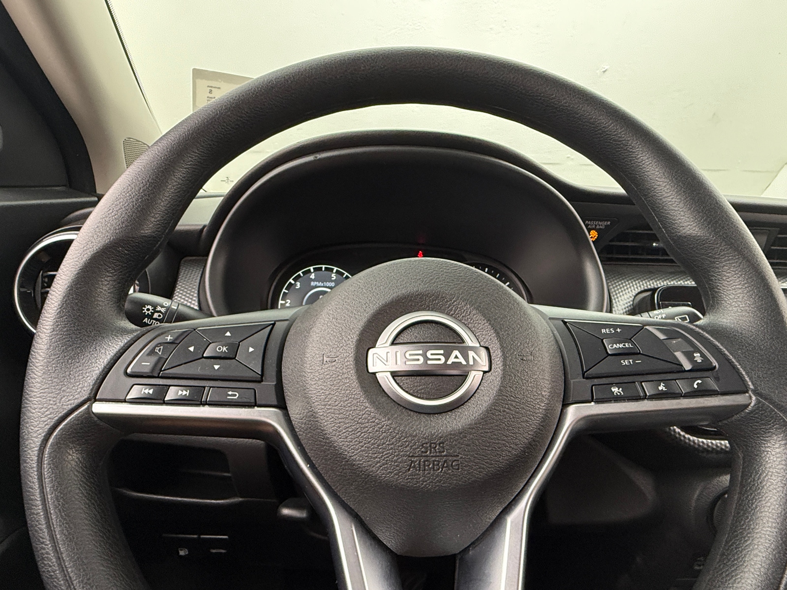 Thumbnail: 2023 Nissan Kicks - 5