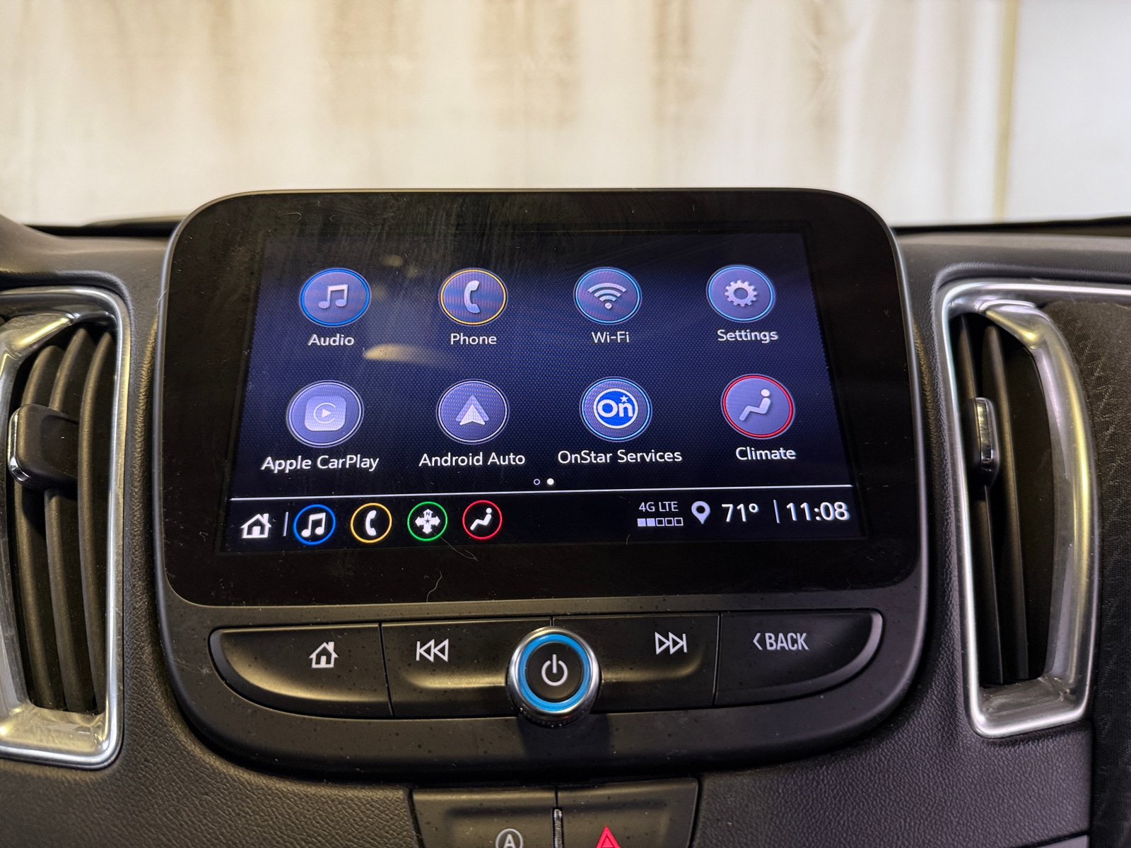 Thumbnail: 2021 Chevrolet Malibu - 4