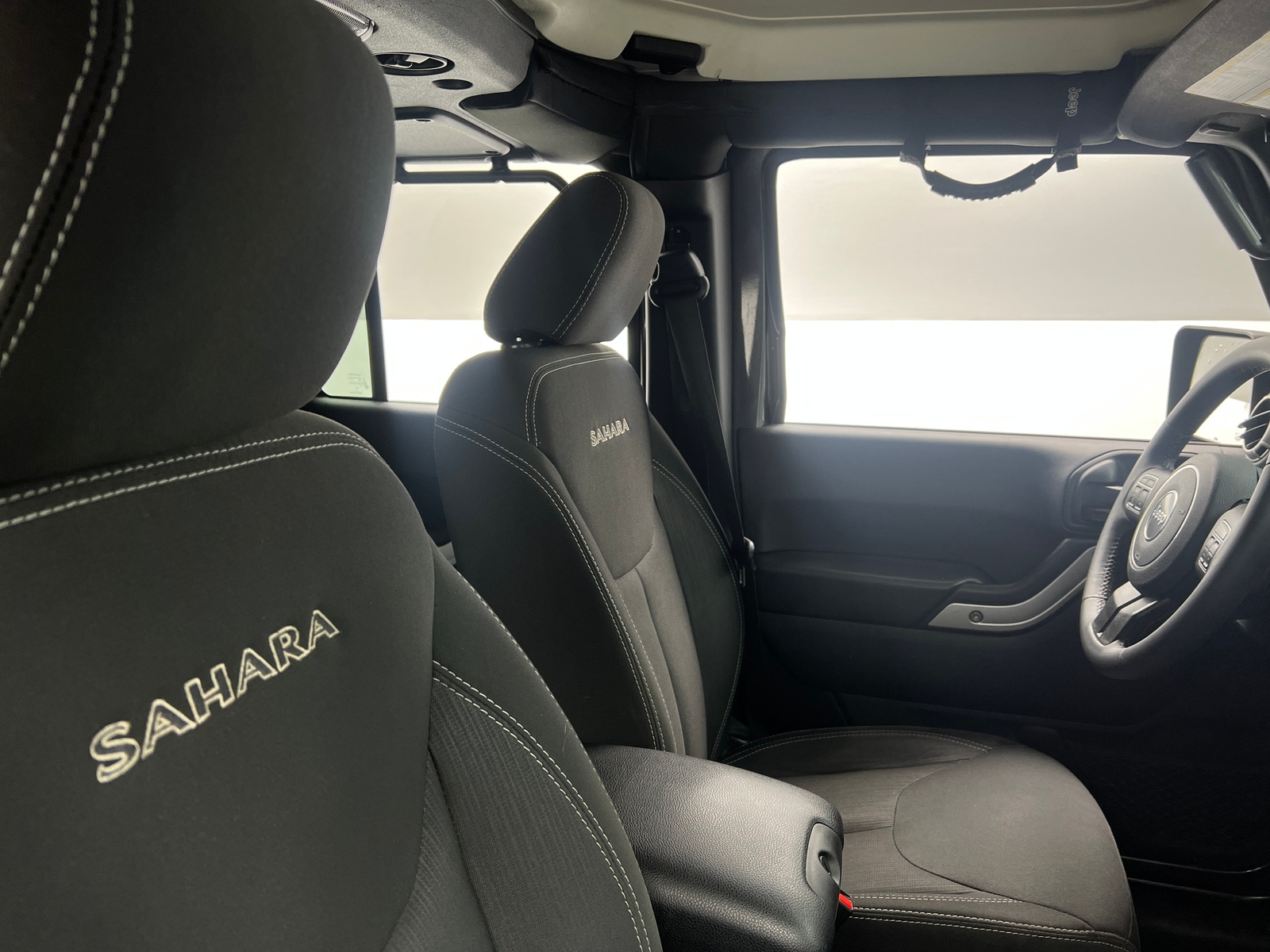 Thumbnail: 2017 Jeep Wrangler - 2