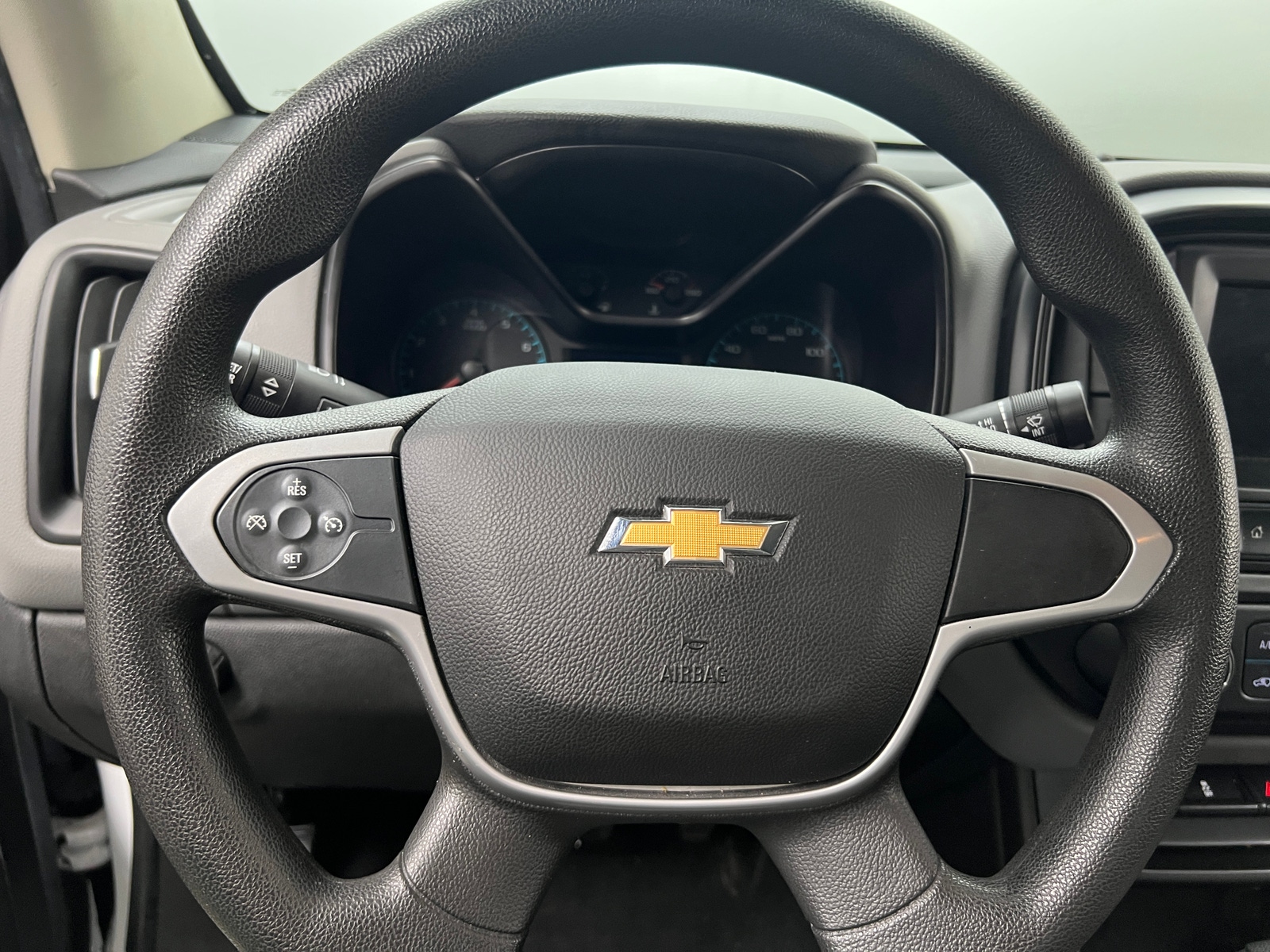 Thumbnail: 2021 Chevrolet Colorado - 5