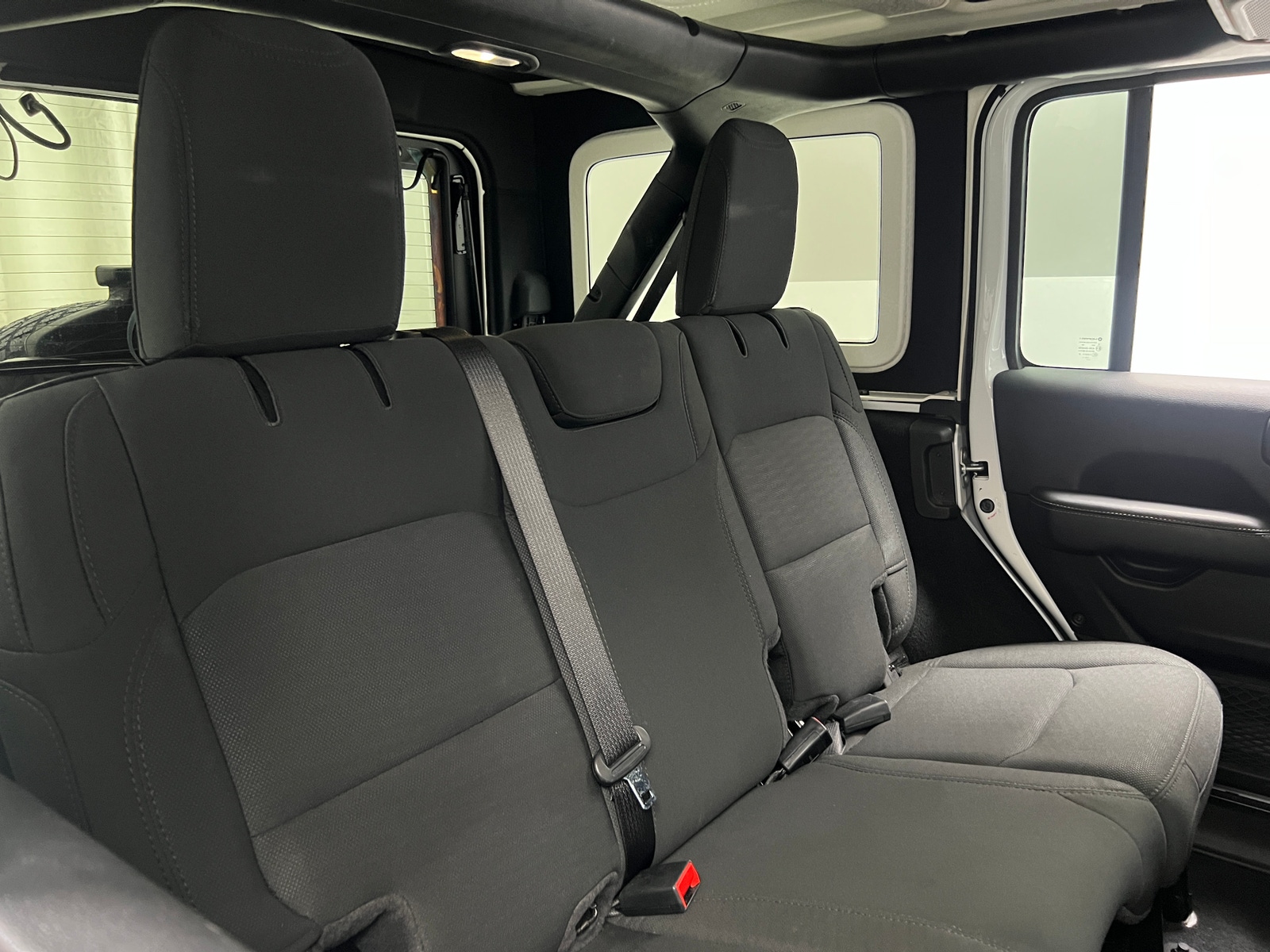 Thumbnail: 2020 Jeep Wrangler - 6