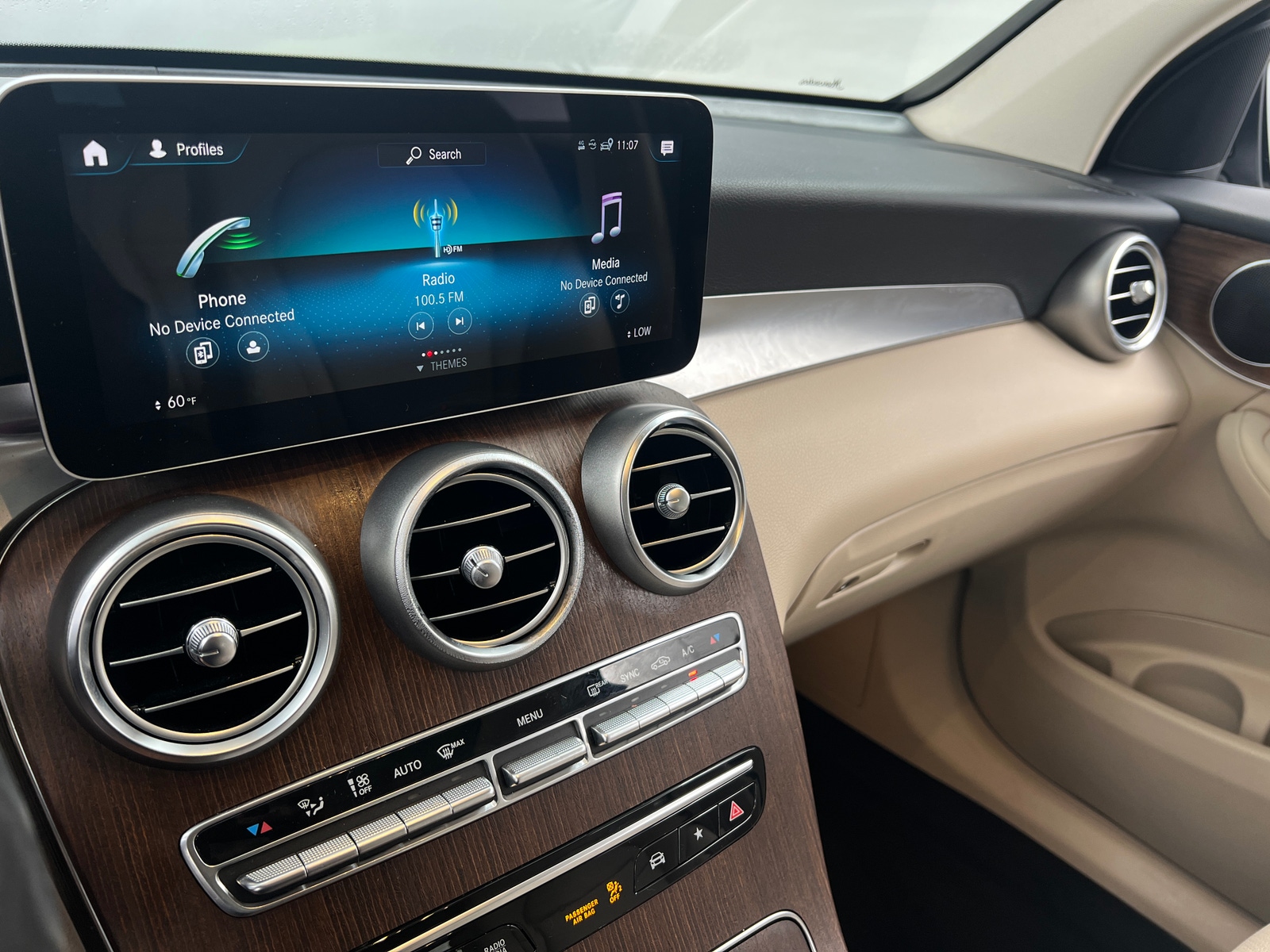 Thumbnail: 2020 Mercedes-Benz GLC - 3