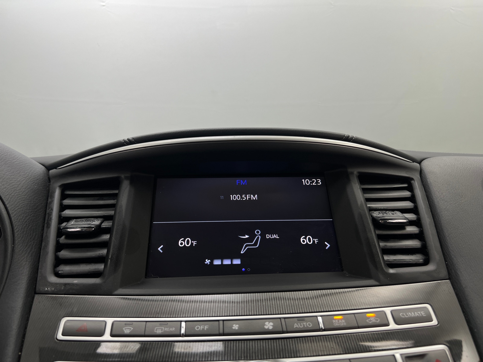 Thumbnail: 2018 INFINITI QX60 - 3