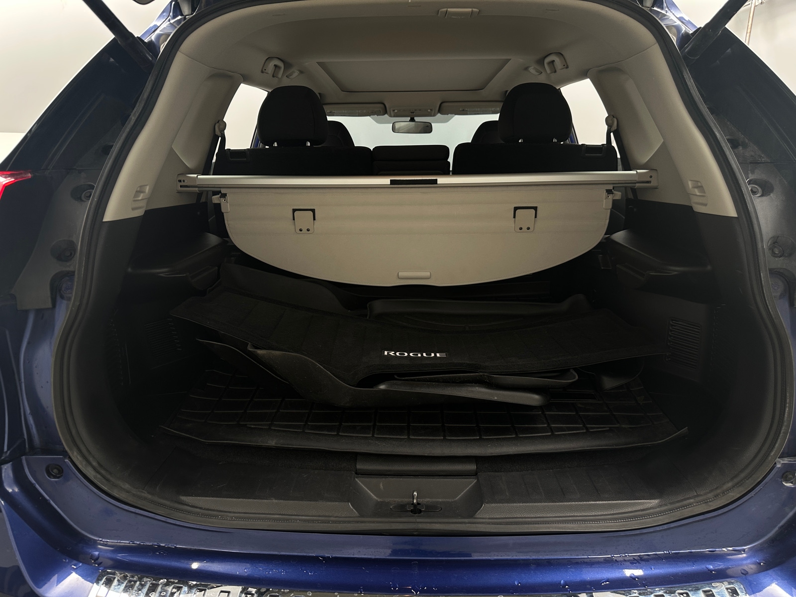 Thumbnail: 2018 Nissan Rogue - 7