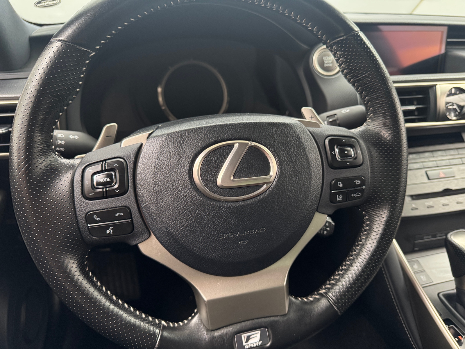 Thumbnail: 2019 Lexus IS - 4