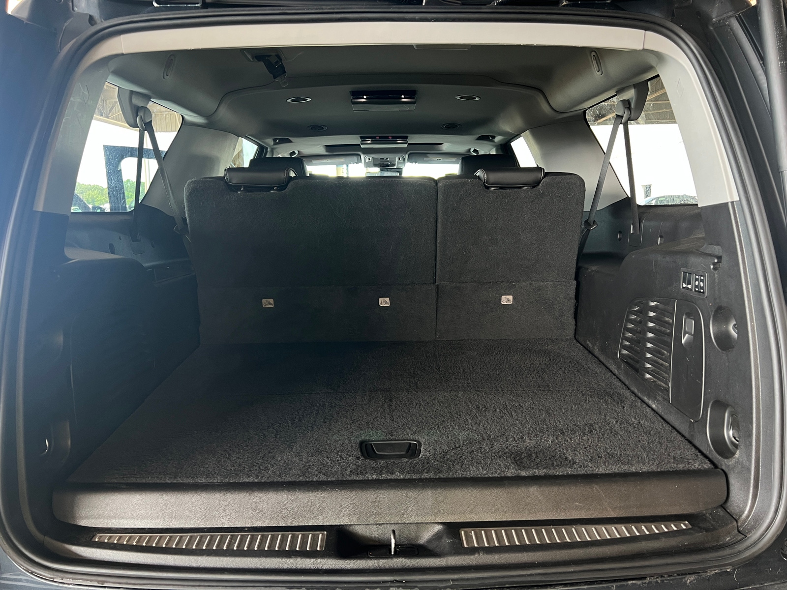 Thumbnail: 2019 GMC Yukon XL - 6
