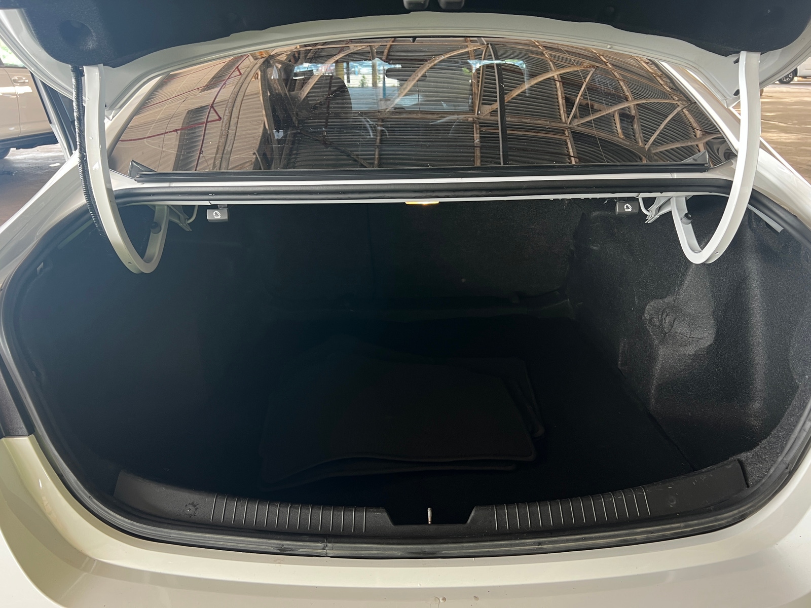 Thumbnail: 2021 Chevrolet Malibu - 7