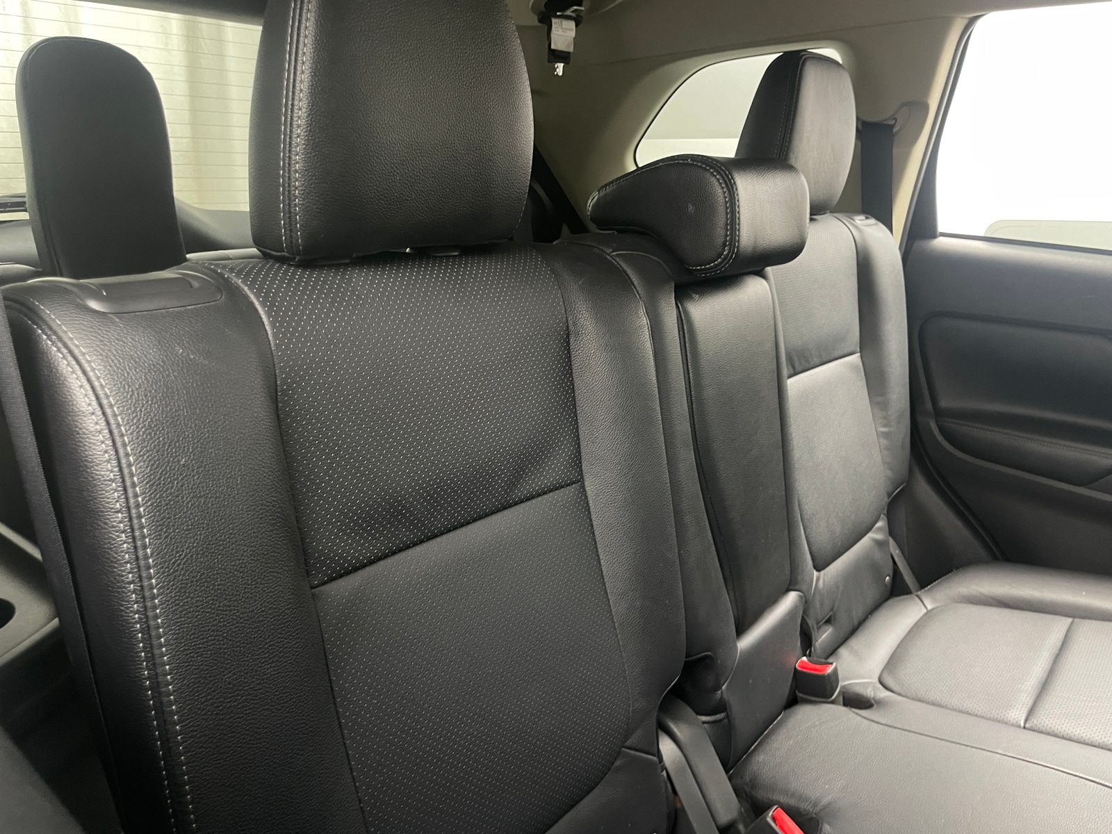 Thumbnail: 2018 Mitsubishi Outlander - 5
