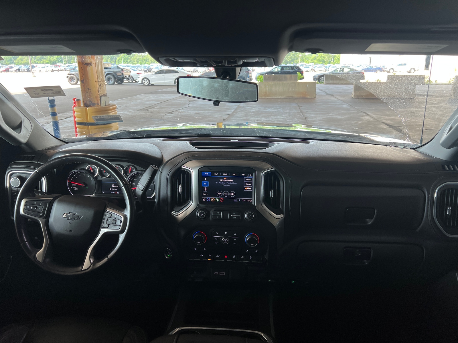 Thumbnail: 2019 Chevrolet Silverado 1500 - 3