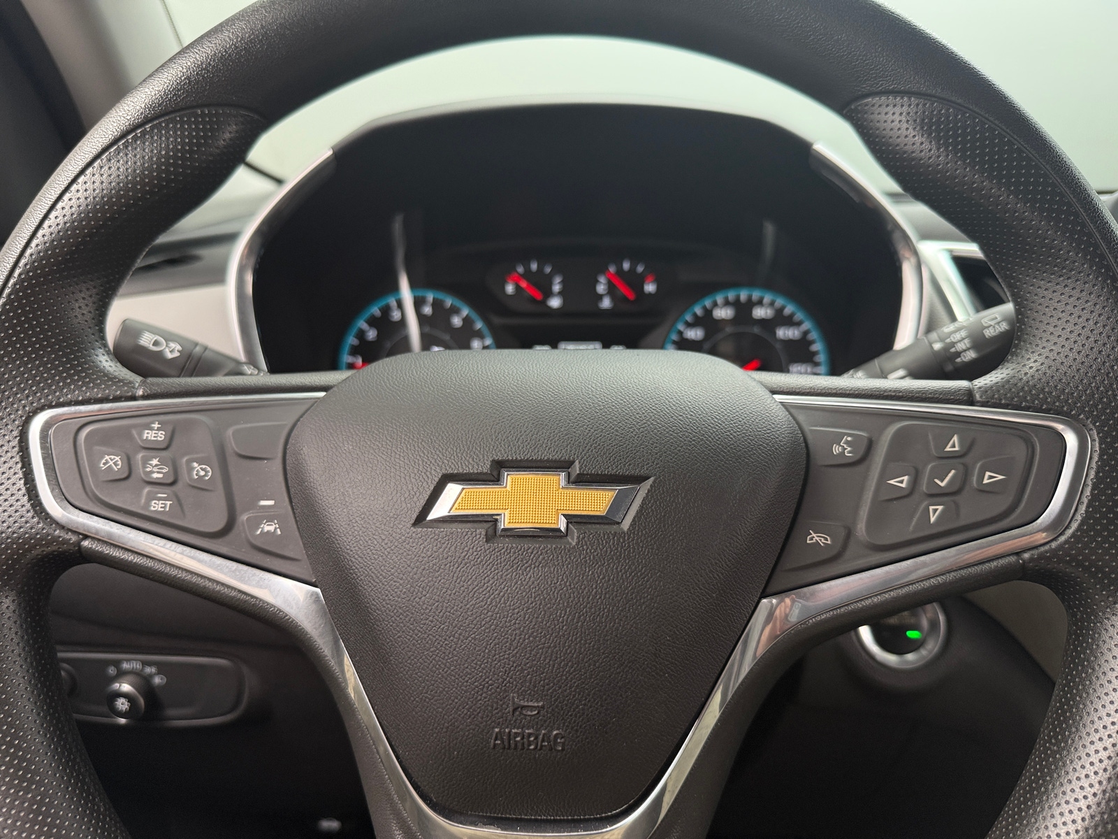 Thumbnail: 2021 Chevrolet Equinox - 5