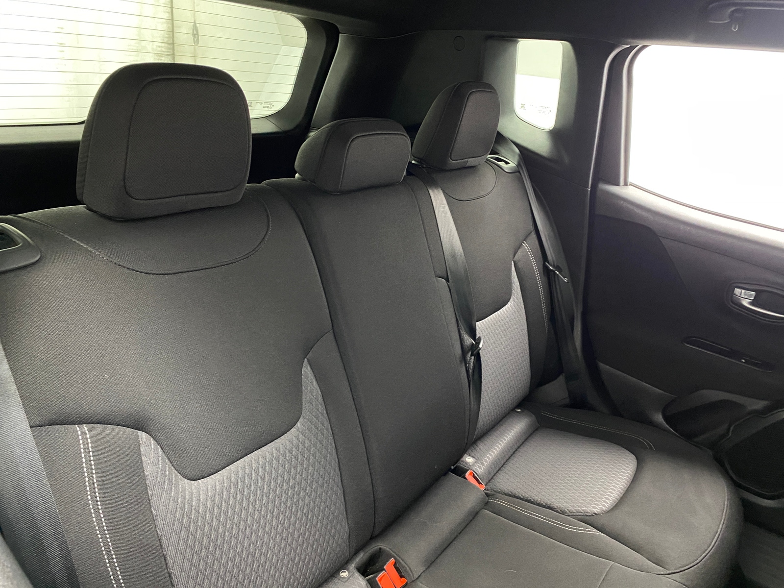 Thumbnail: 2021 Jeep Renegade - 6