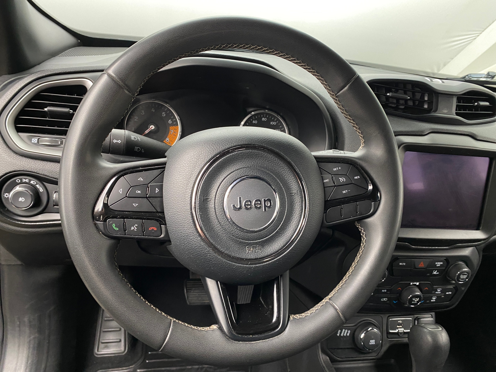 Thumbnail: 2021 Jeep Renegade - 5