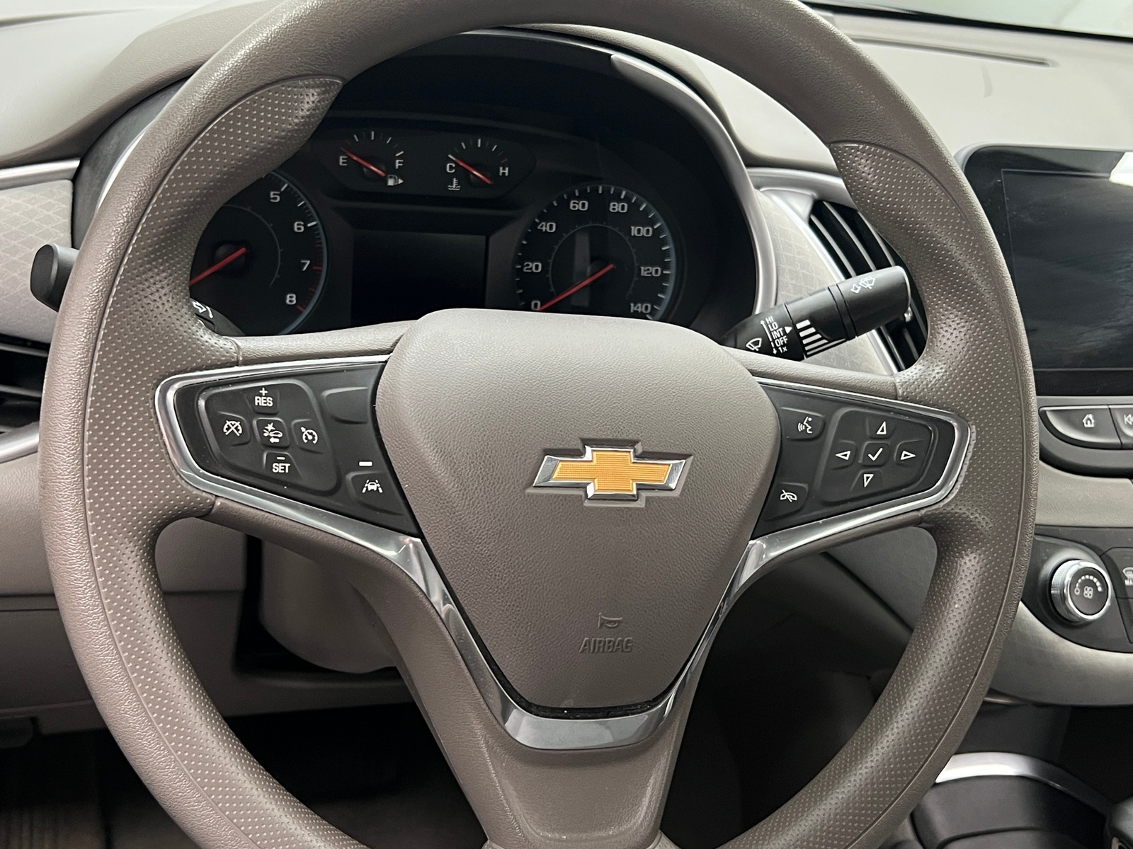 Thumbnail: 2021 Chevrolet Malibu - 5