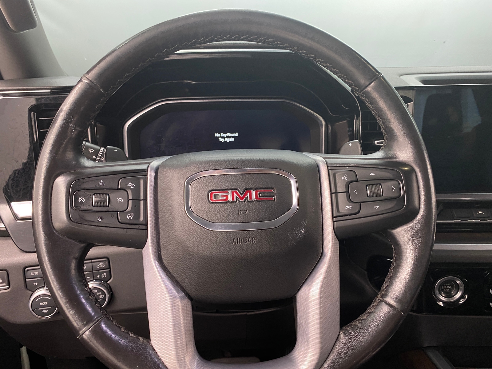 Thumbnail: 2022 GMC Sierra 1500 - 4