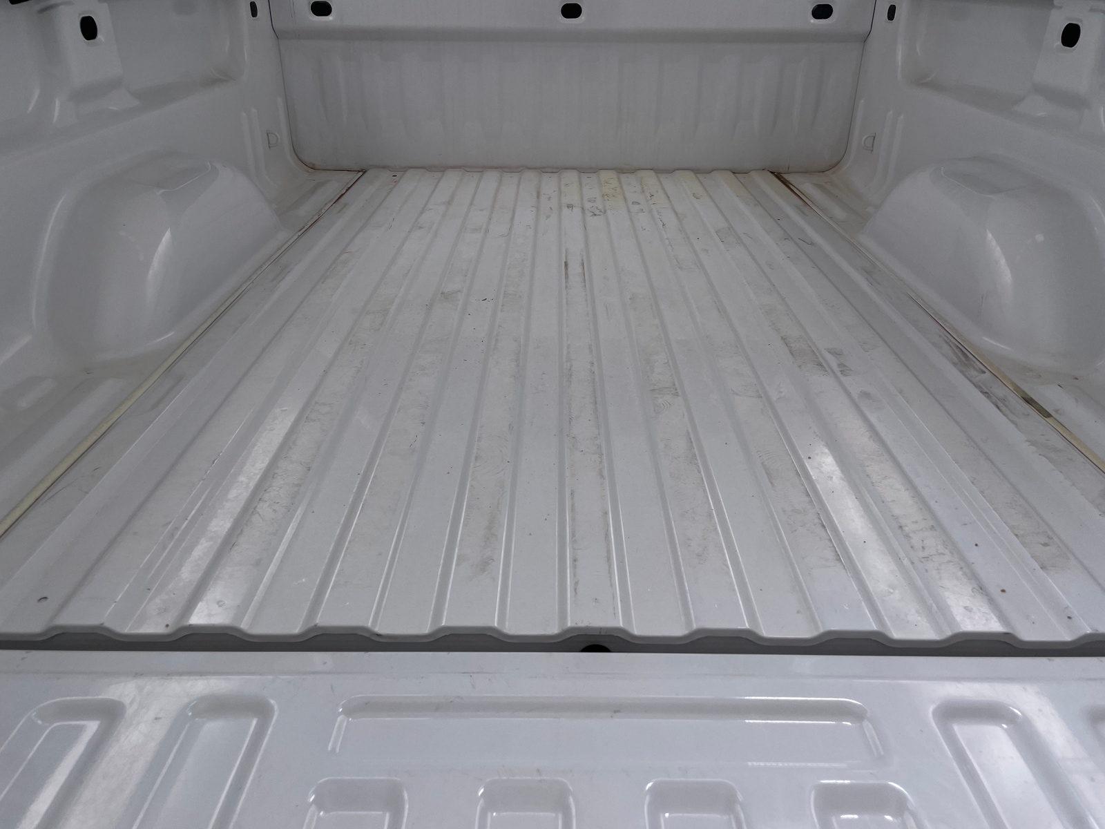 Thumbnail: 2015 Chevrolet Silverado 1500 - 6