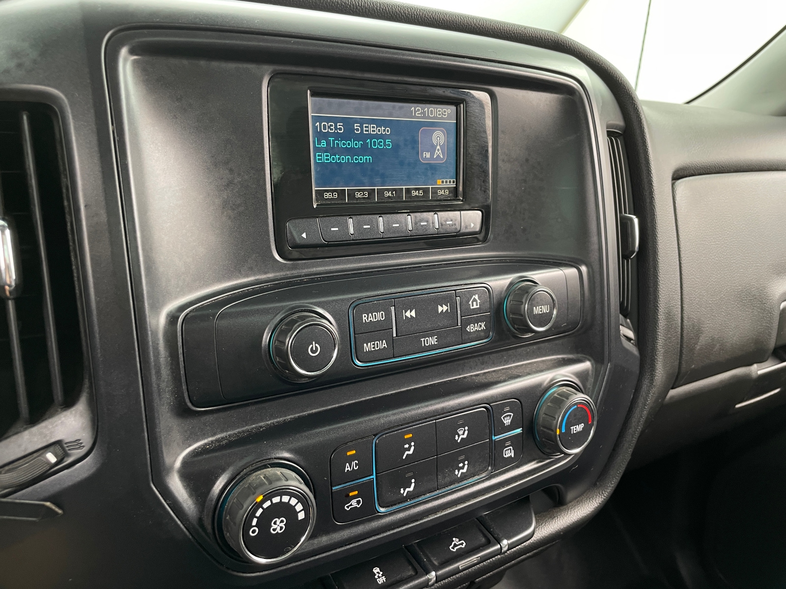 Thumbnail: 2015 Chevrolet Silverado 1500 - 4