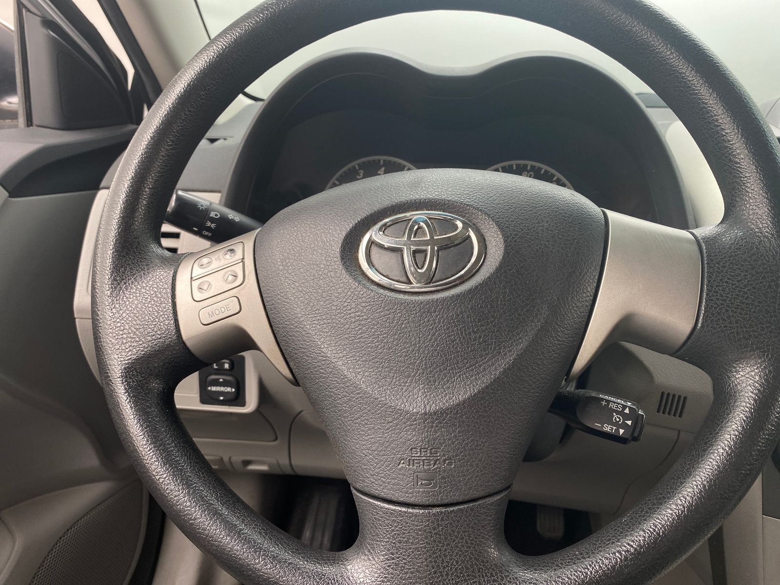 Thumbnail: 2013 Toyota Corolla - 5