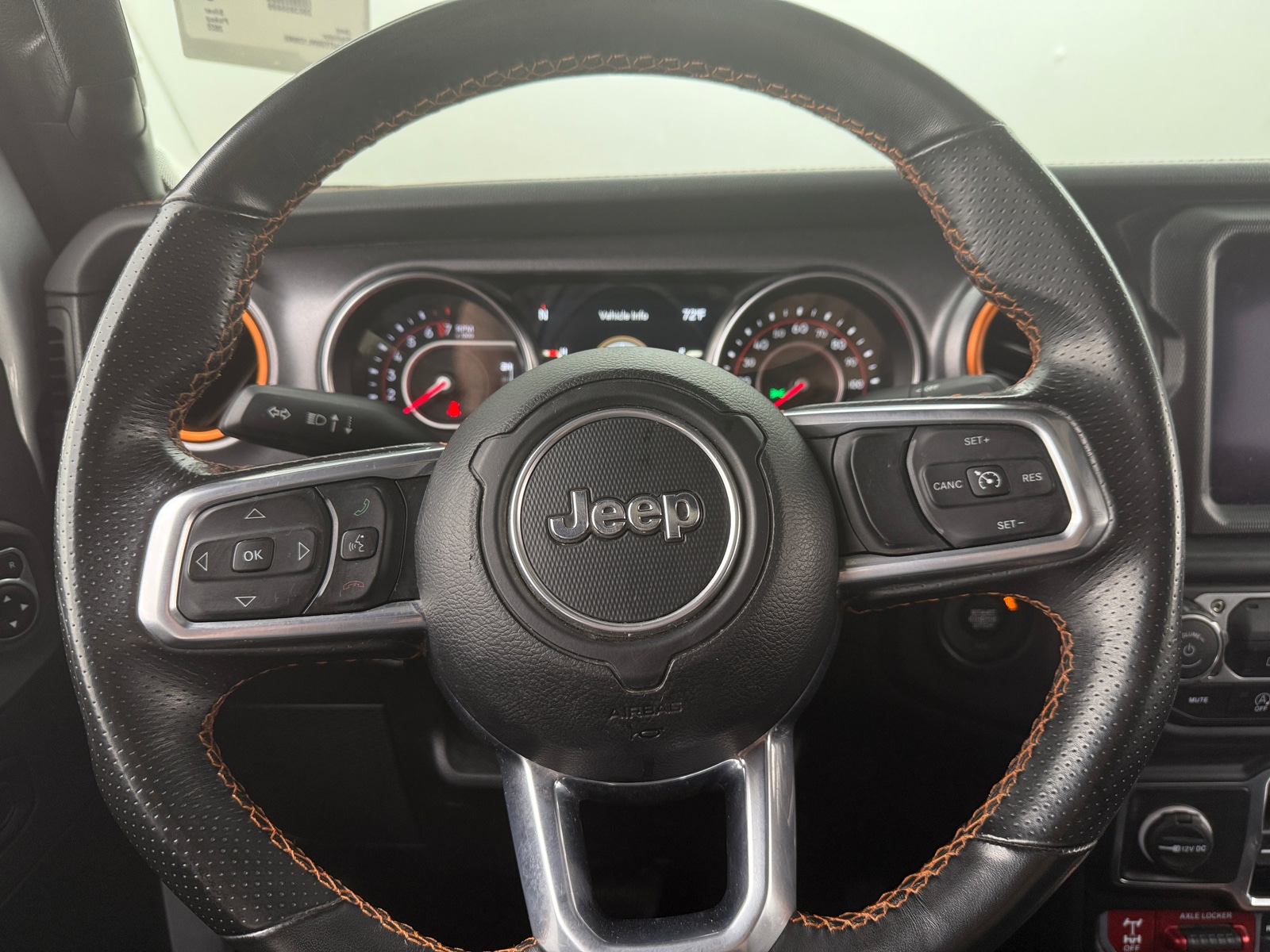 Thumbnail: 2022 Jeep Gladiator - 4