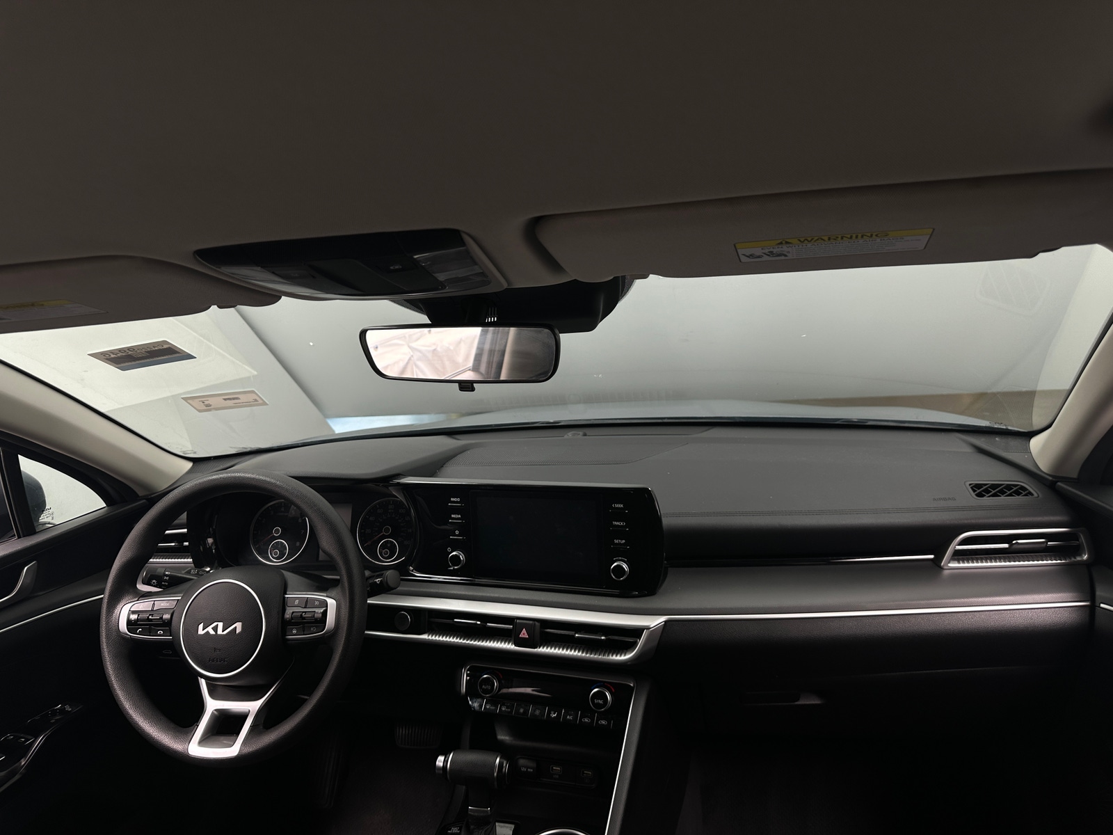 Thumbnail: 2023 Kia K5 - 3