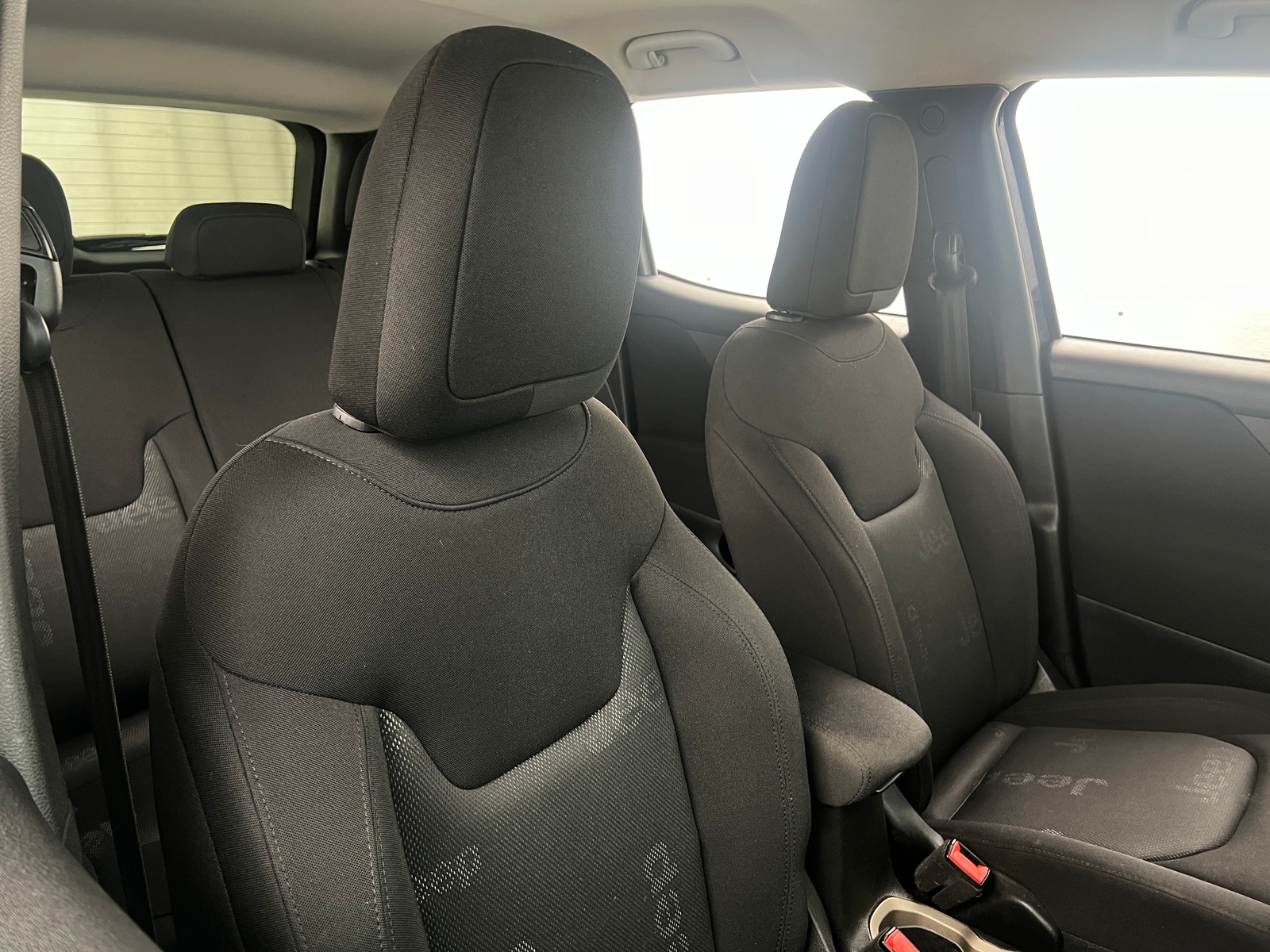 Thumbnail: 2017 Jeep Renegade - 2