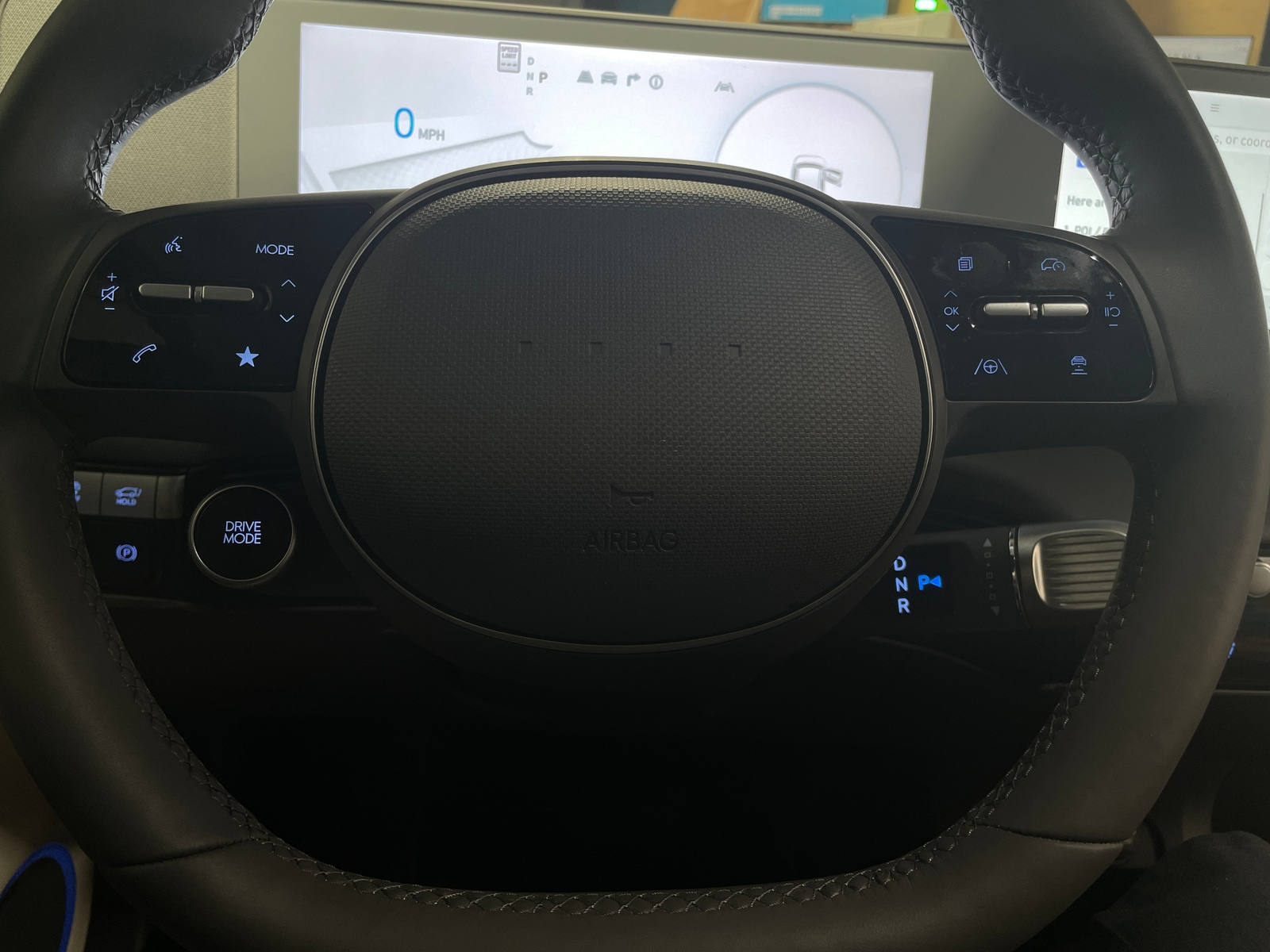 Thumbnail: 2023 Hyundai Ioniq 5 - 4