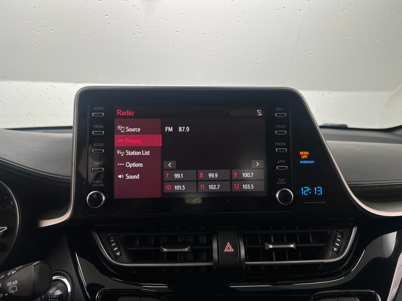 Thumbnail: 2019 Toyota C-HR - 4