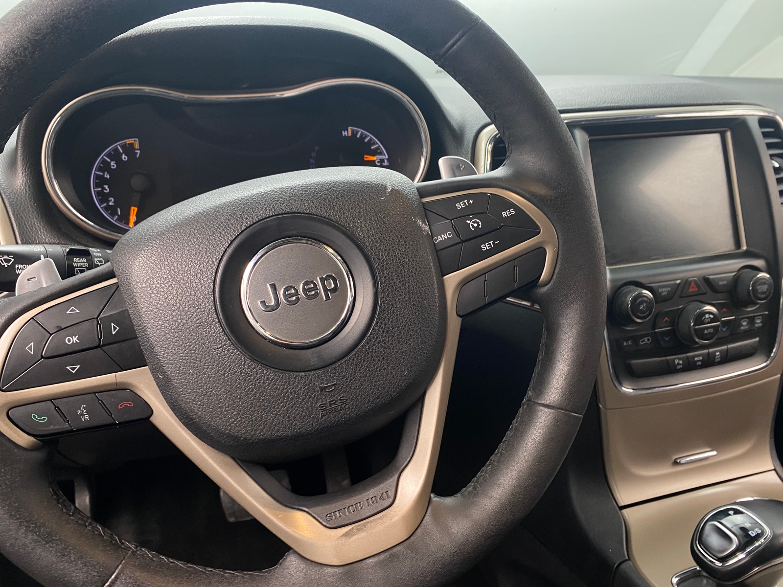 Thumbnail: 2014 Jeep Grand Cherokee - 5