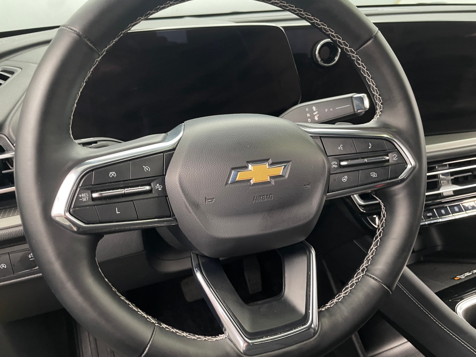 Thumbnail: 2025 Chevrolet Traverse - 5
