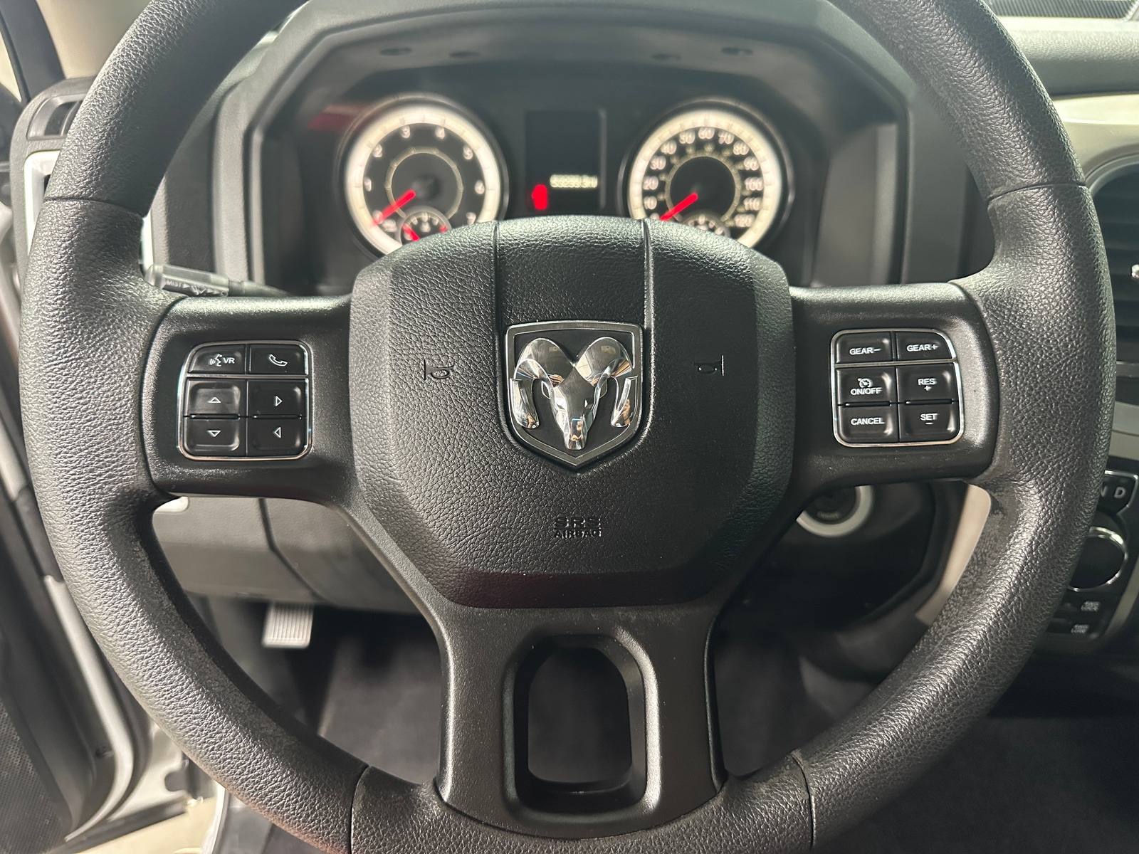 Thumbnail: 2019 RAM 1500 Classic - 5